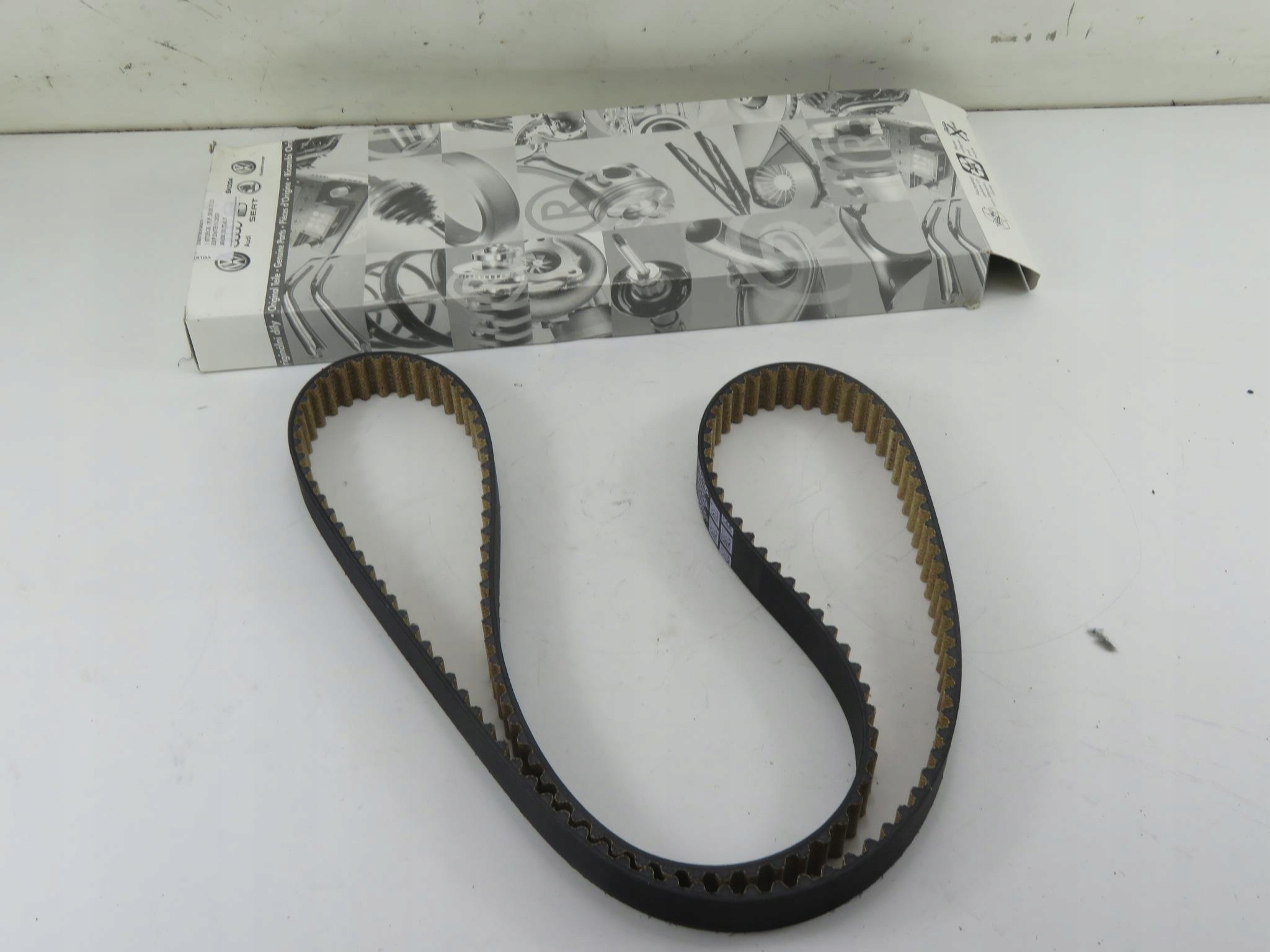 PASEK ROZRZADU AUDI A4 (8K2, B8) 2.0 TDI - CNHA