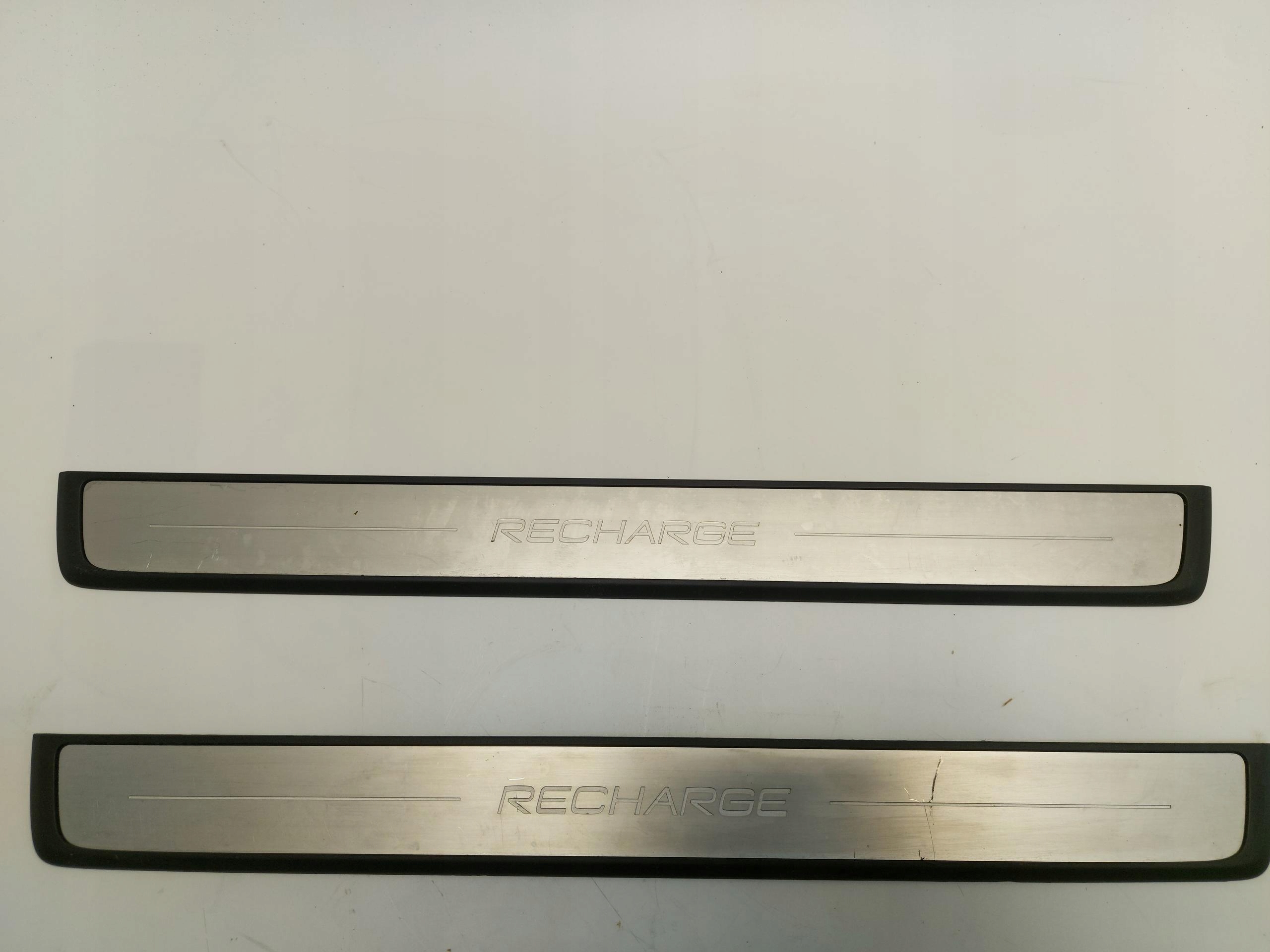VOLVO XC40 LIFT moulding threshold cap left right 32132599