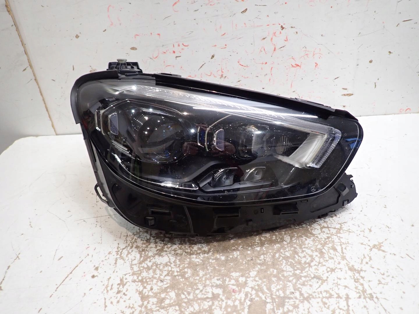 light front front right MERCEDES E-KLASA W213 LIFT 2020- A213