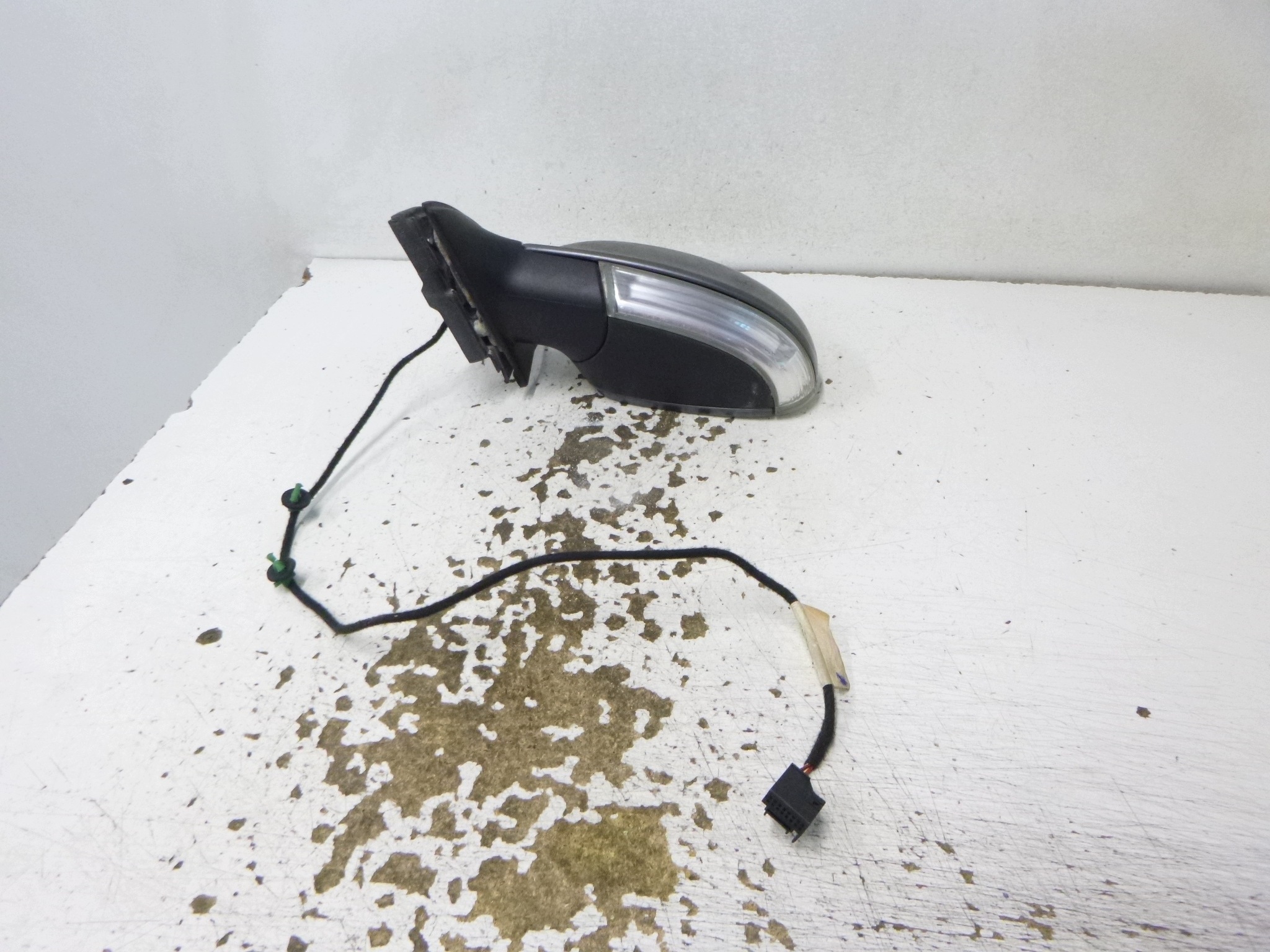 mirror left VW GOLF V 6PIN 2005-2009 OE EUROPA