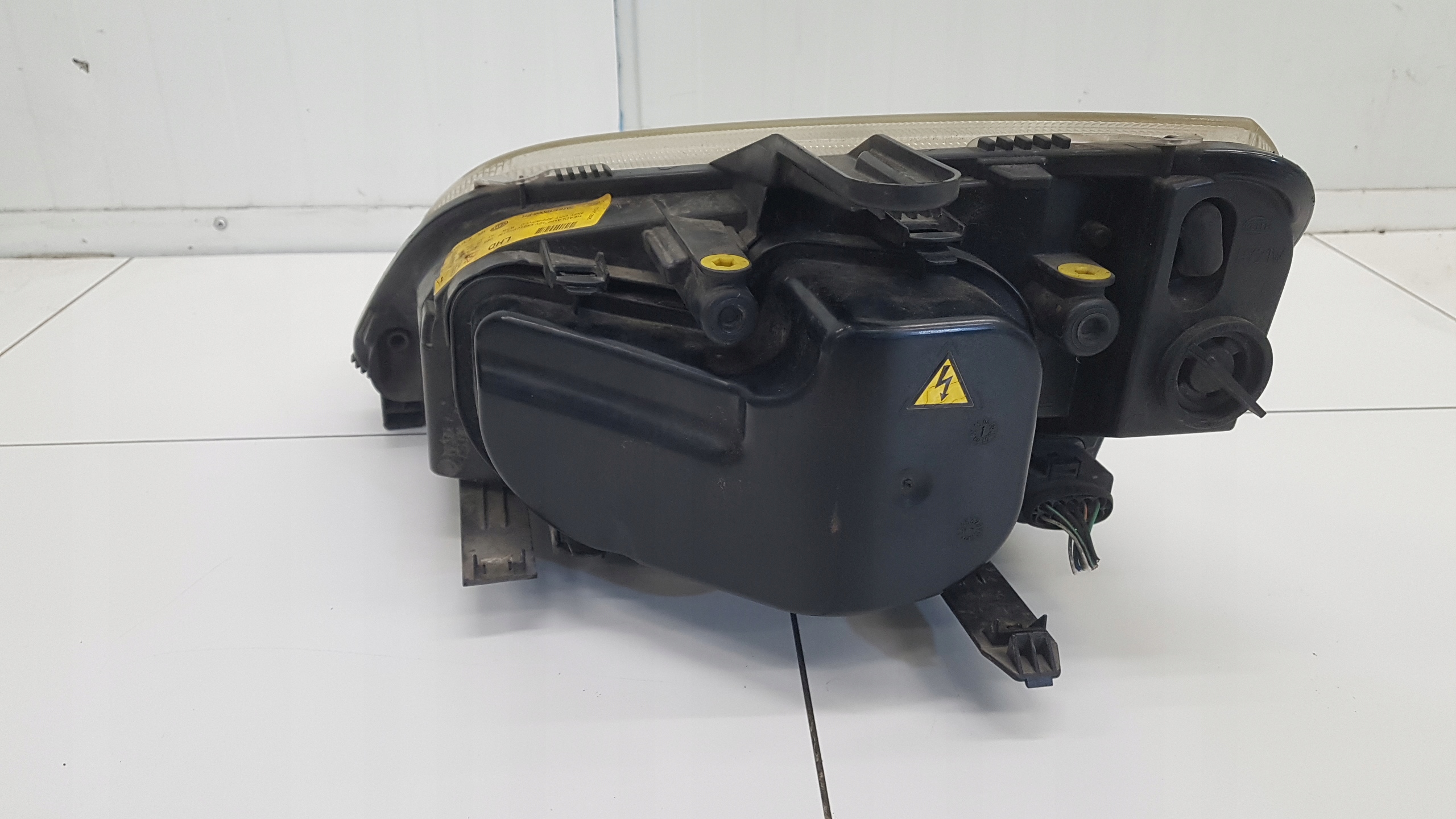 light right front XENON FORD FOCUS C-MAX 3M51-13005-EH 5DV008290-00