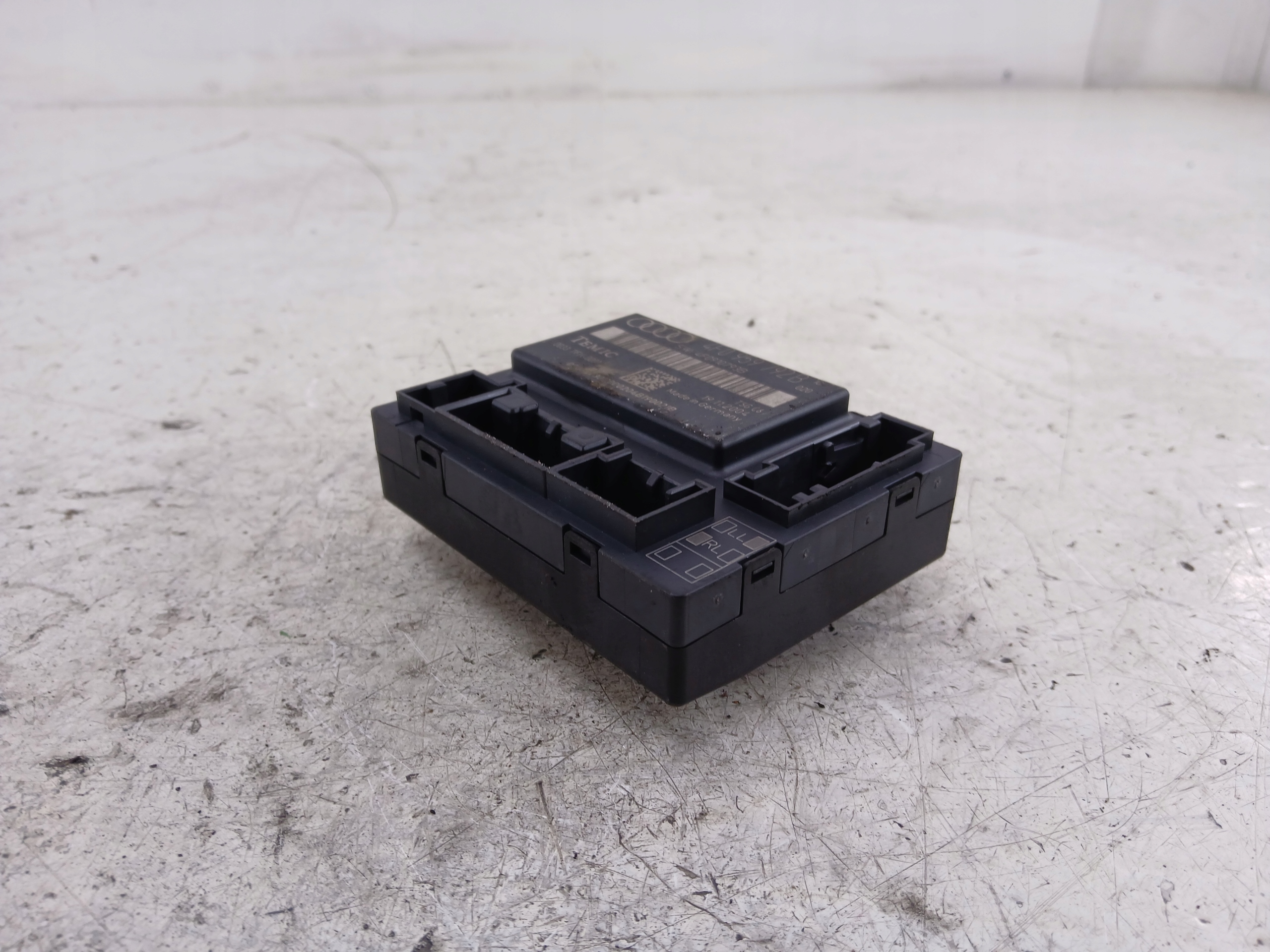 AUDI A6 C6 module control unit door right front 4F0959792B