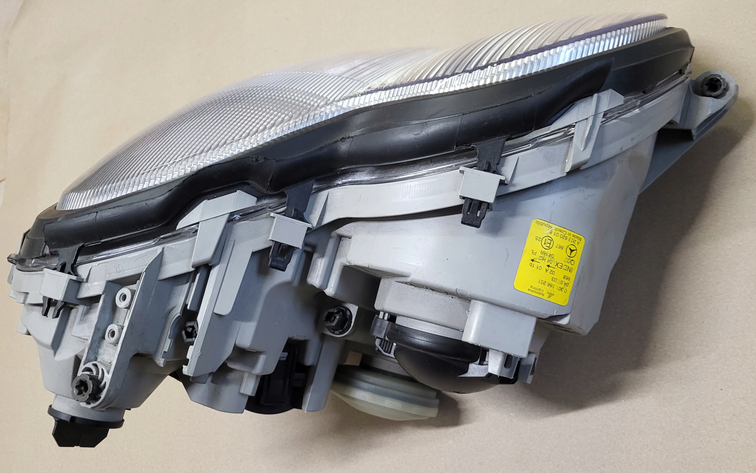 light REFLEKTOR left front MERCEDES C W203 OE EUROPA