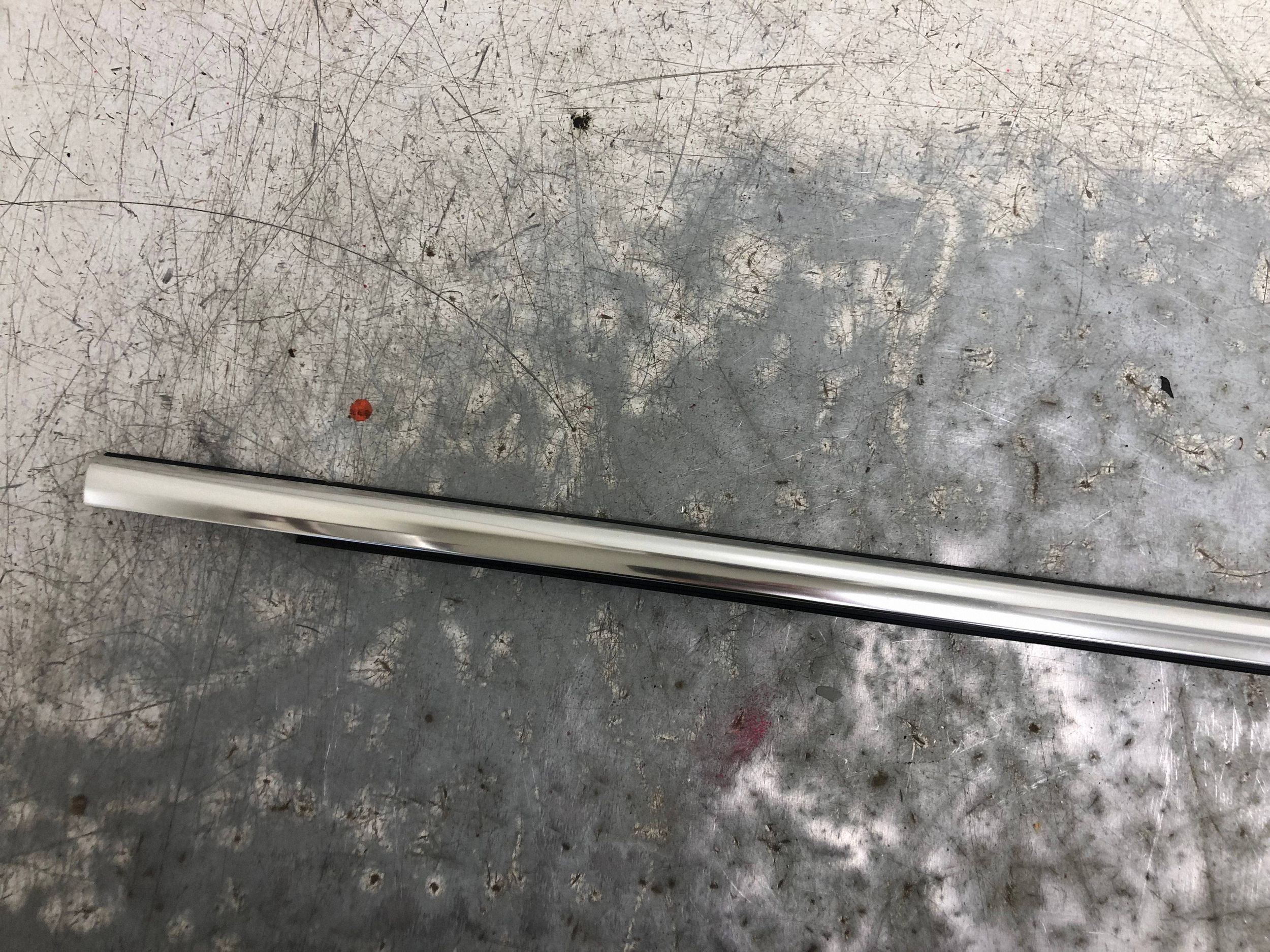 moulding CHROM door right front VW PASSAT B7 3AA837476A