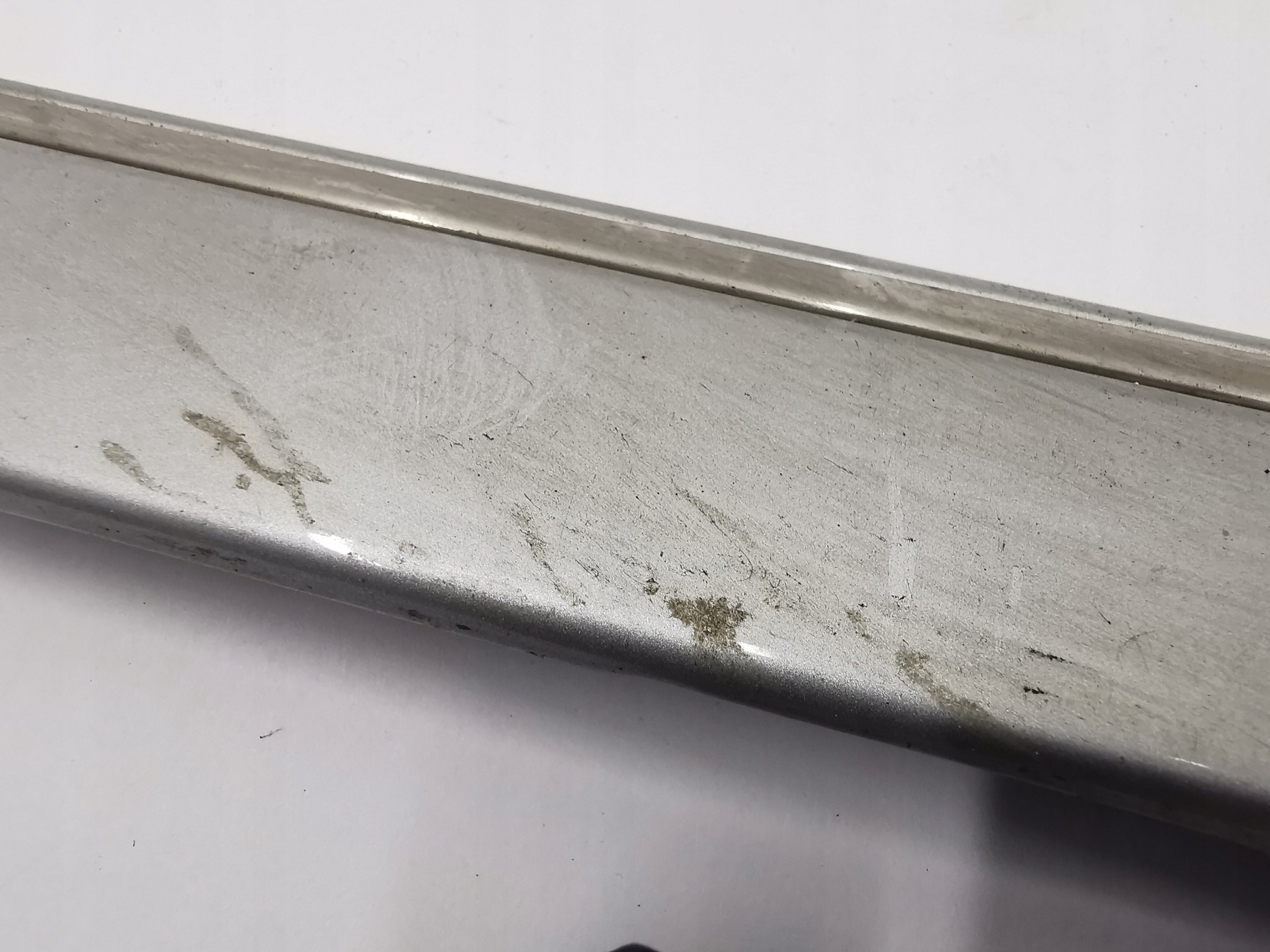 moulding door left front front MERCEDES W211 E class A2116901962