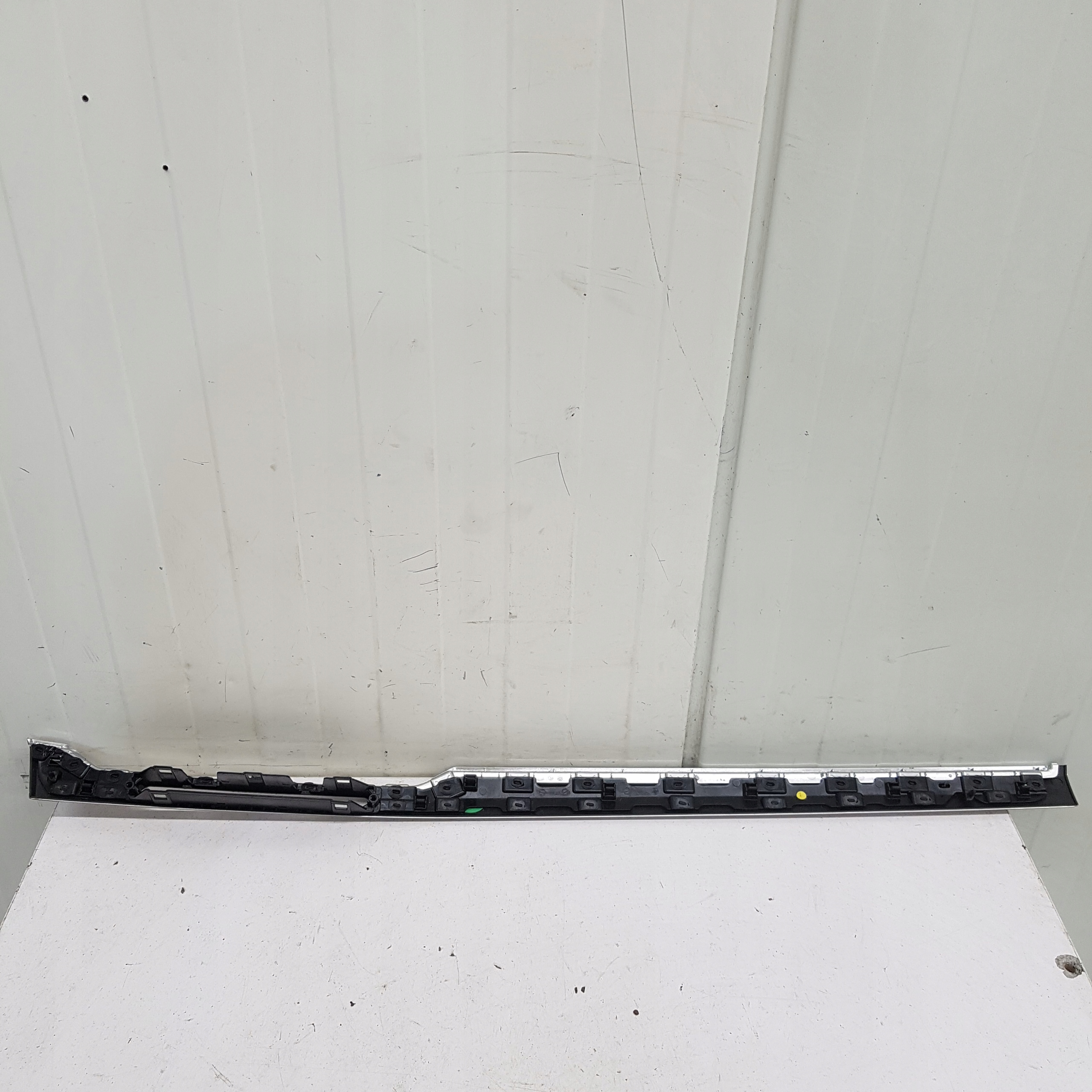 Moulage DEKOR Console VOLKSWAGEN PASSAT B8 3G1853770A