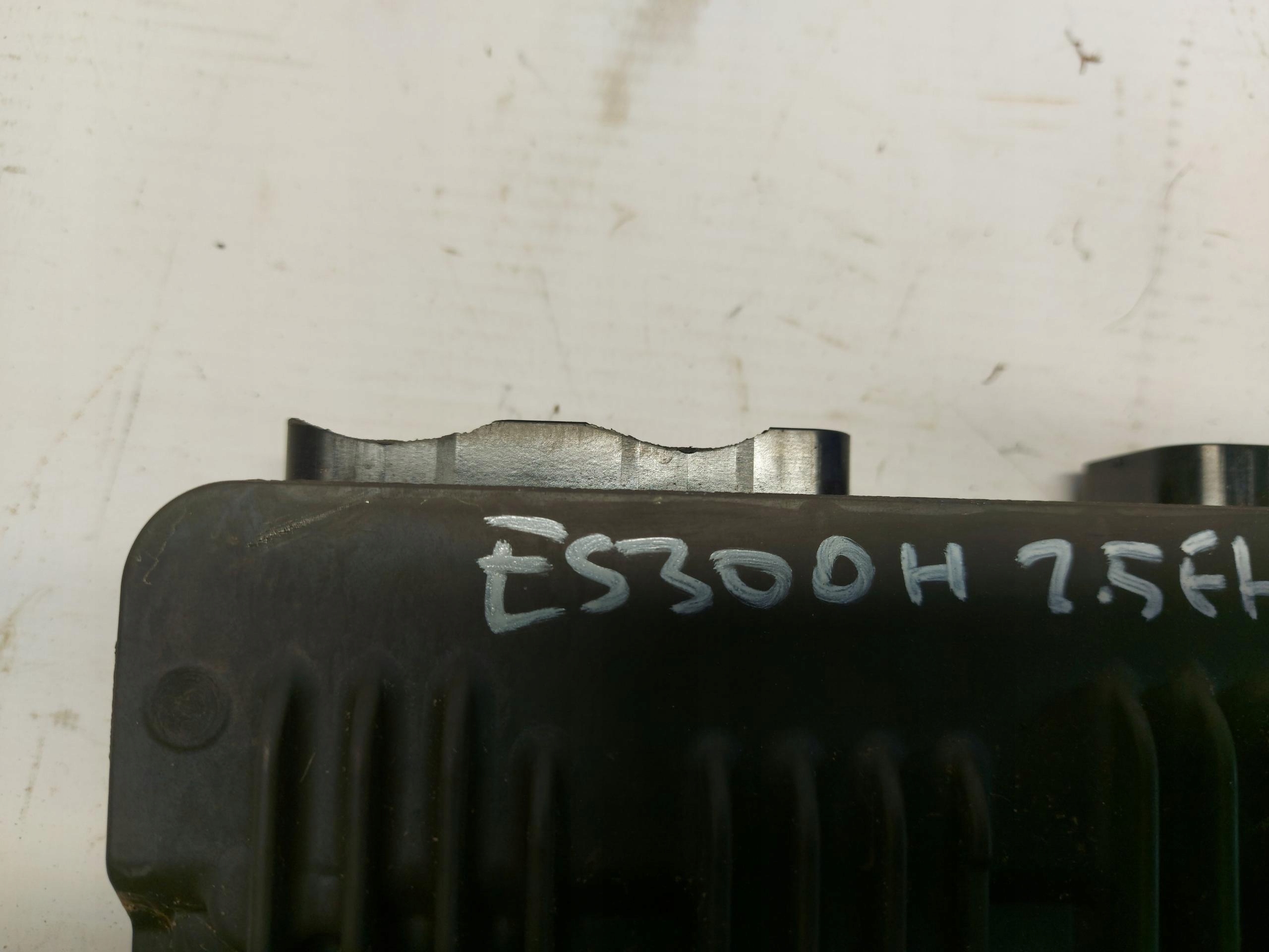 LEXUS ES300H VII 2.5EH HYBRID computer control unit ECU 89661-3TK30