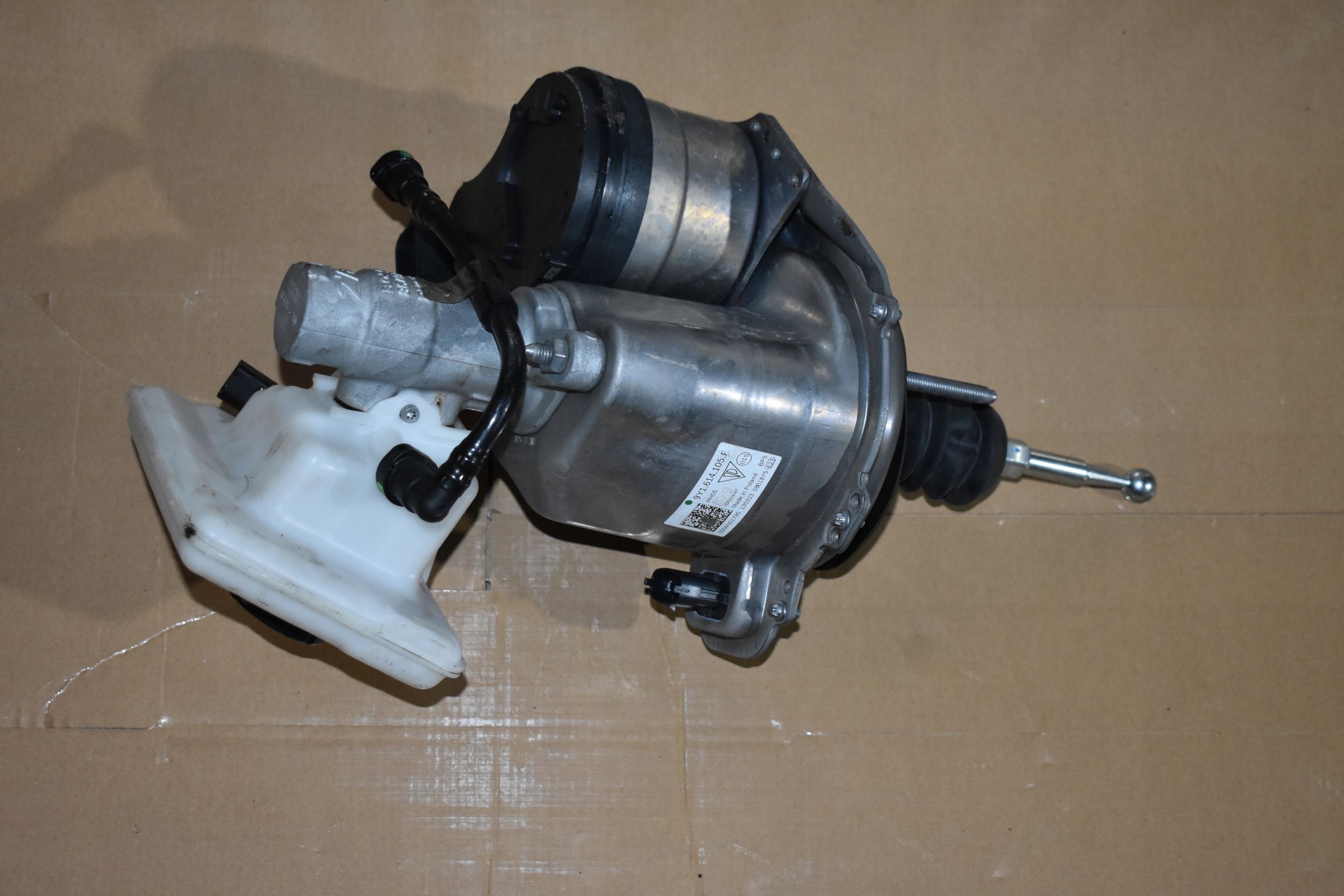 IDEALNE Servo bremsen PORSCHE CAYENNE 9Y 1