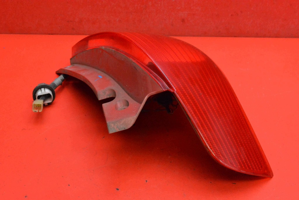 light left rear part rear P4476L SUZUKI SWIFT 4 IV MK6 5D HB 04-10
