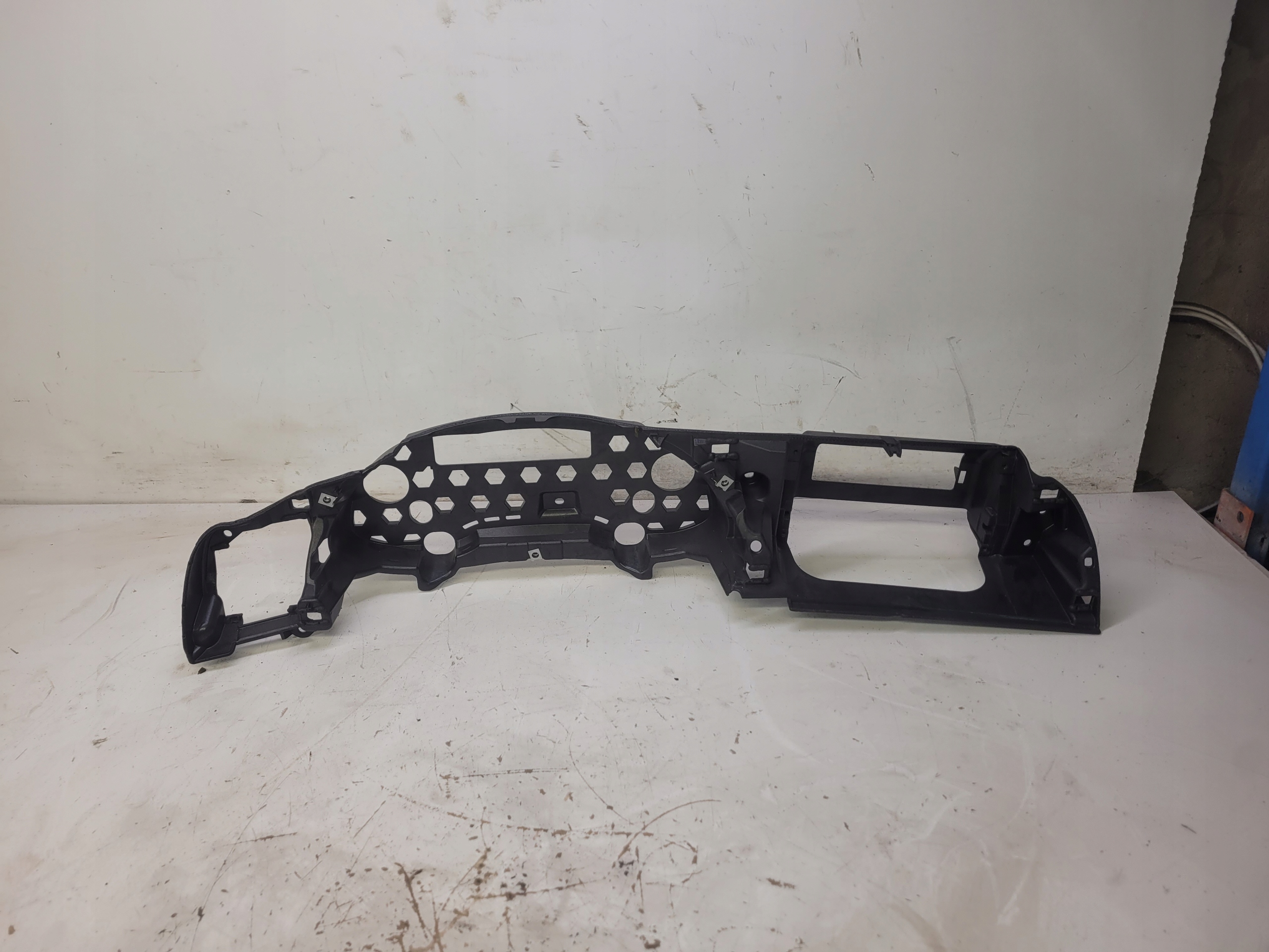 RÁM obal budíku AUDI A4 B8 LIFT 8K1857735