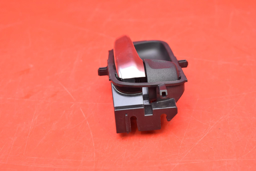 handle inner right front CHROM TOYOTA YARIS 4 IV 20-21