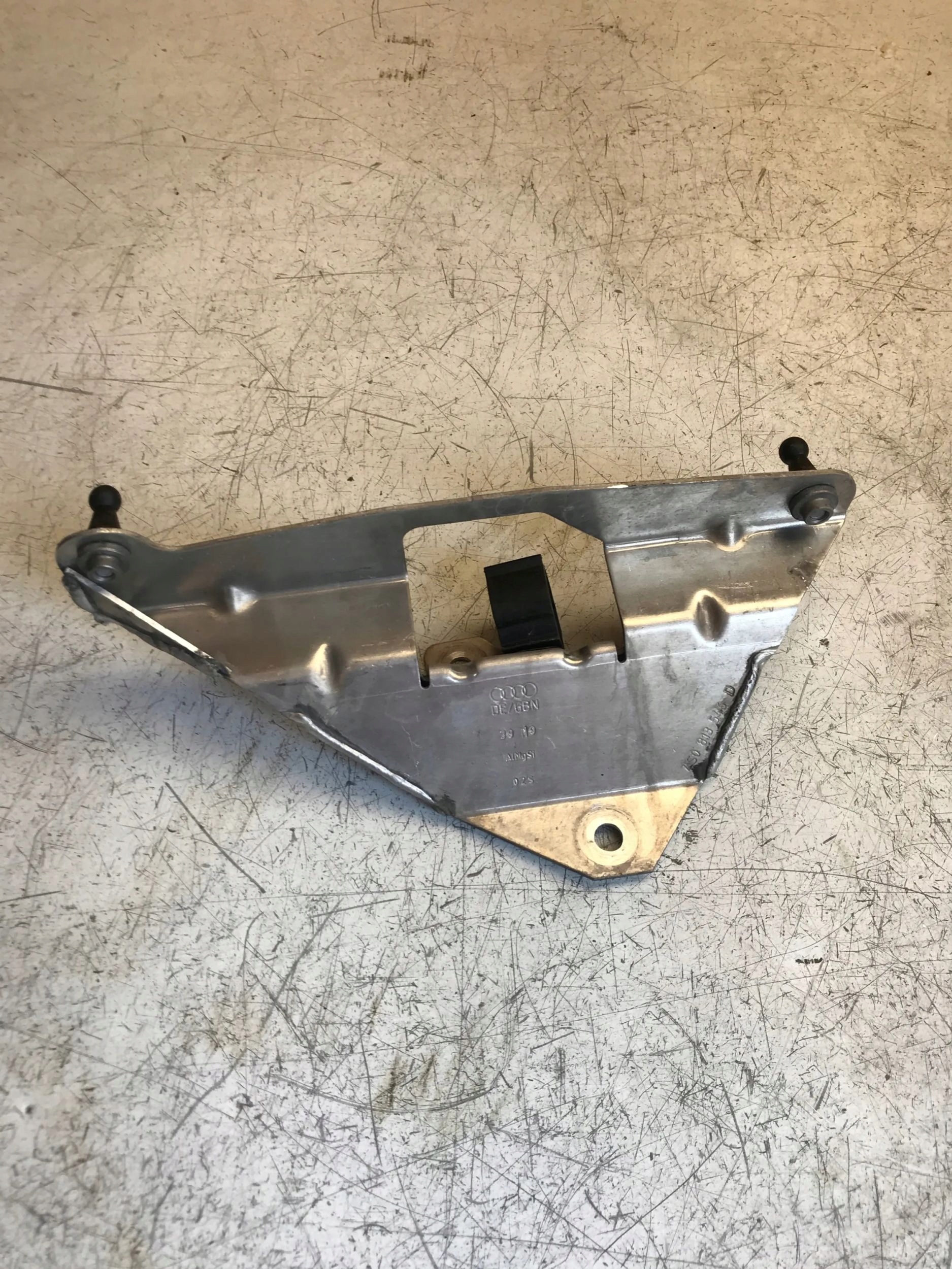 AUDI R8 PLUS 4S 5.2 Halter filter luft