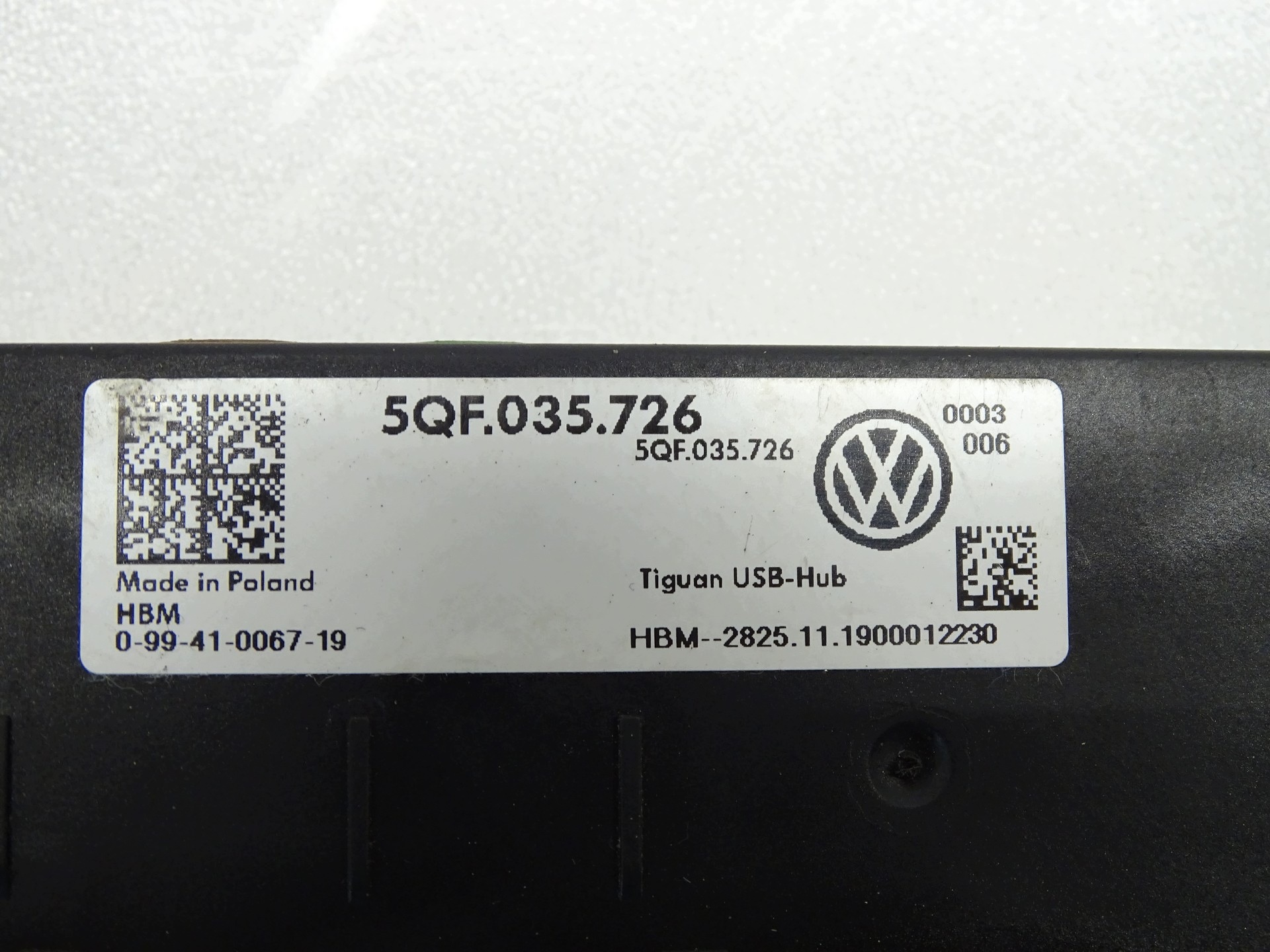 adapter, stecker PORT USB VW TIGUAN 5QF035726
