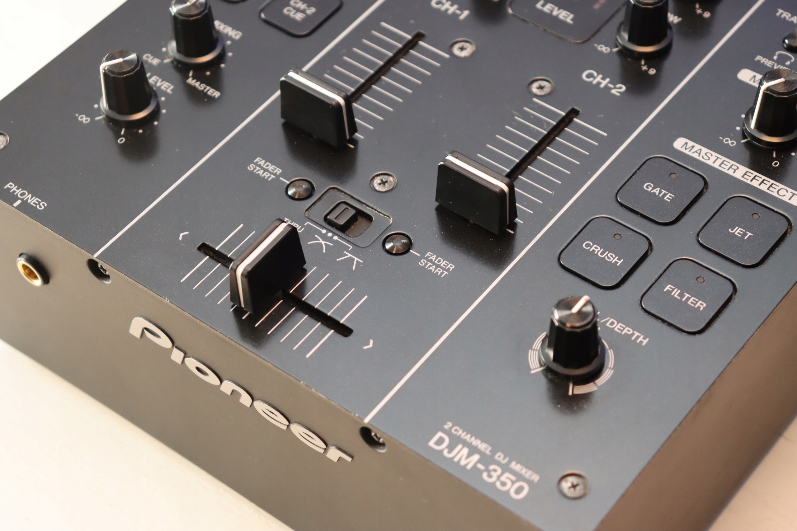 DJ機材 Pioneer DJM-350 Amazon | Pioneer DJミキサー ブラック DJM-350 | DJミキサー