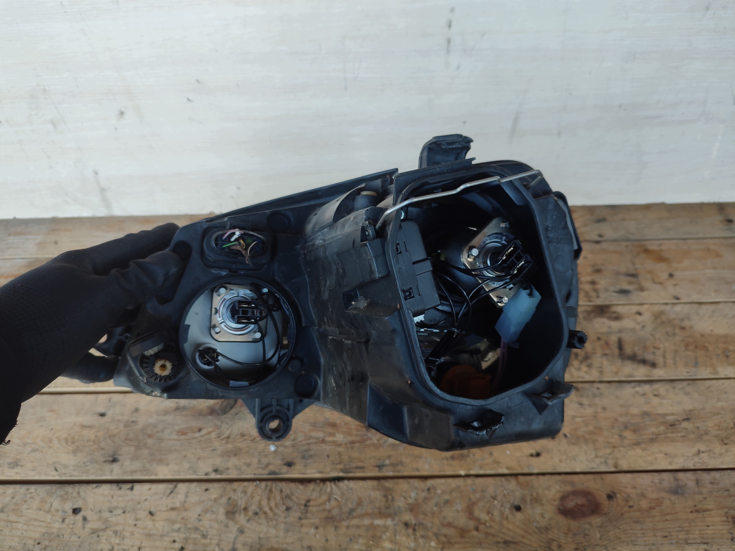 light right front 1Q1941006B VW EOS