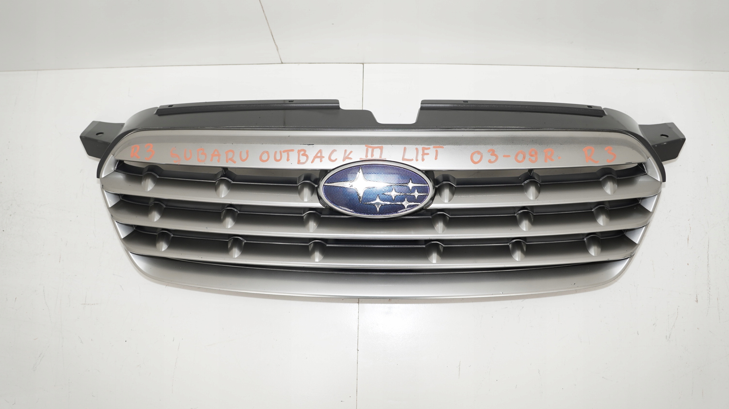 решетка радиатора subaru Outback III рестайлинг 03-09R