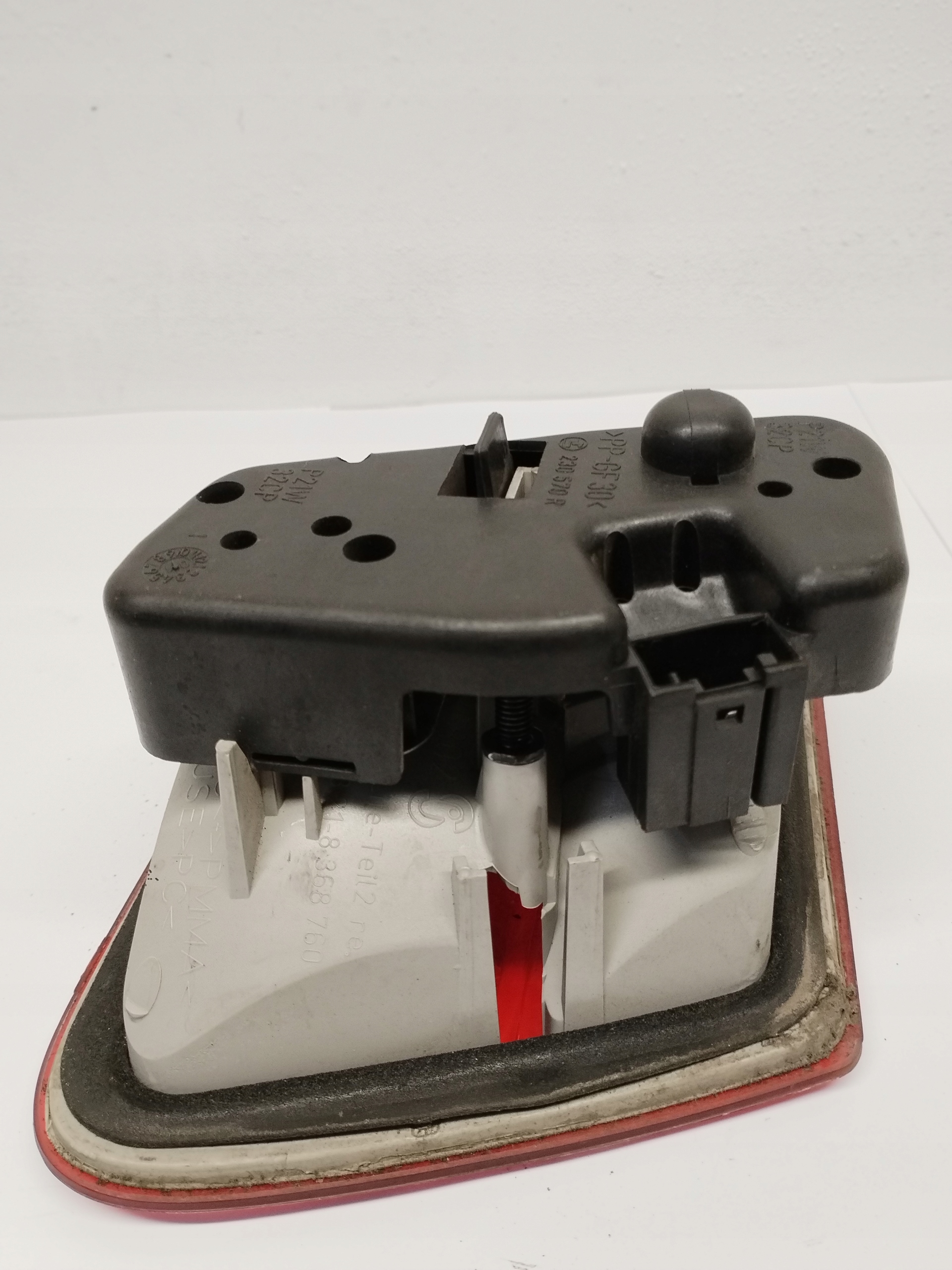 light rear right to the bonnet boot BMW E46 kombi 8368760