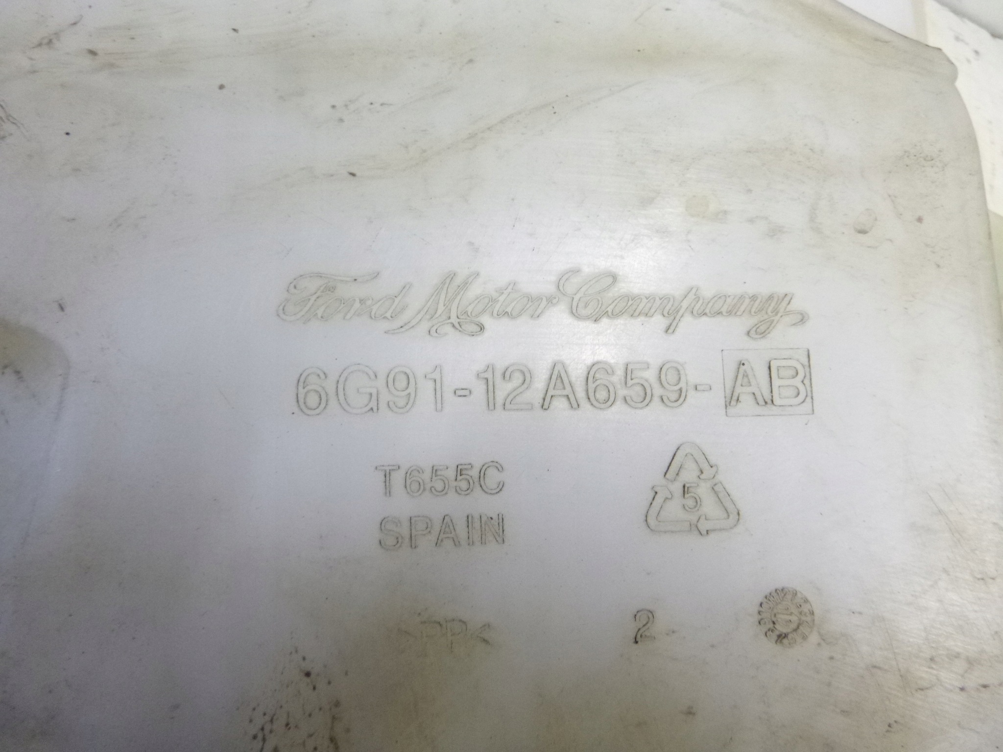 washer fluid tank Ford Mondeo MK4 S-Max Galaxy 6G91-12A659-AB