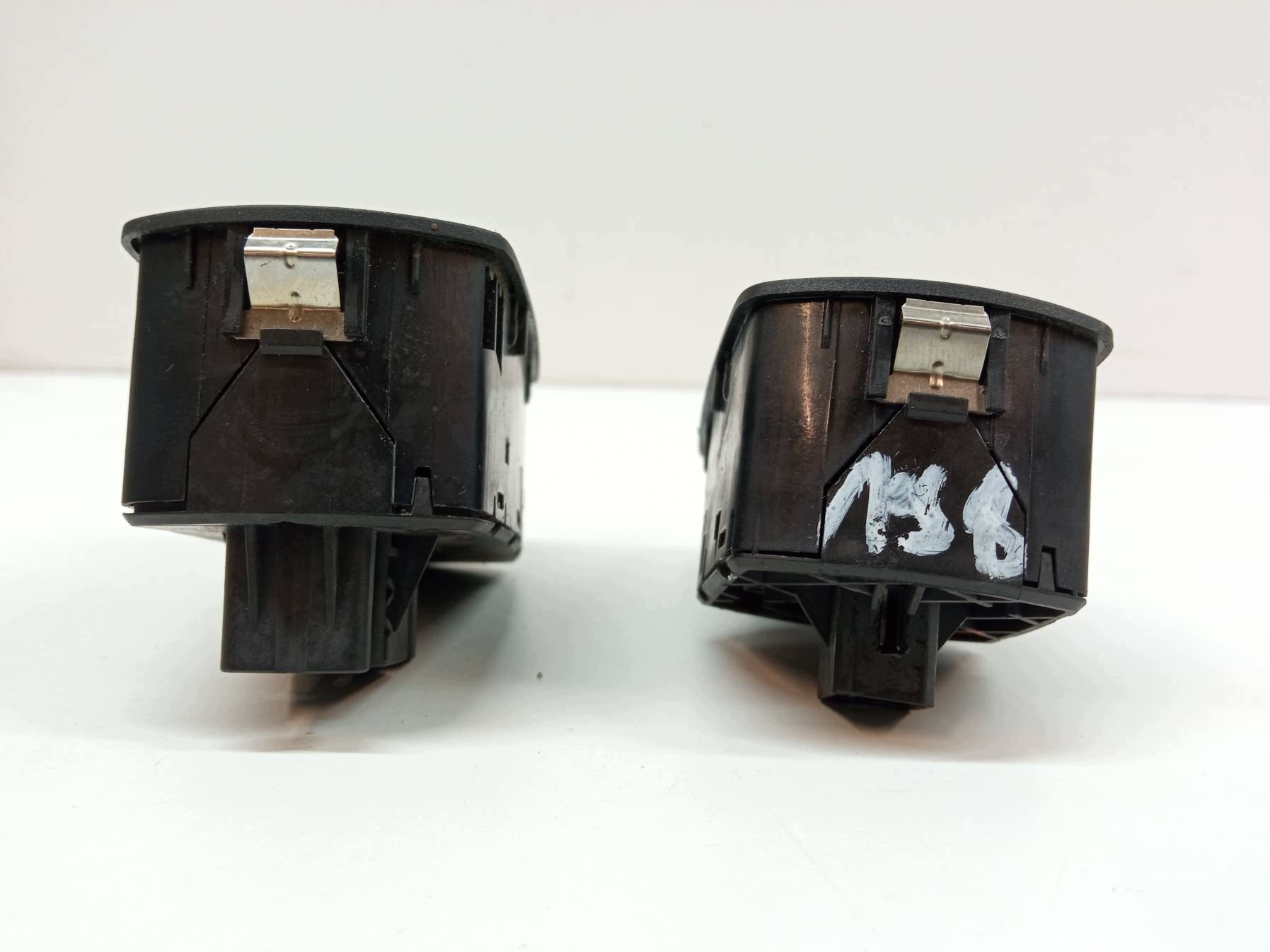 window control switch left right KOMPLET 13430017 13430016 Opel Corsa V E