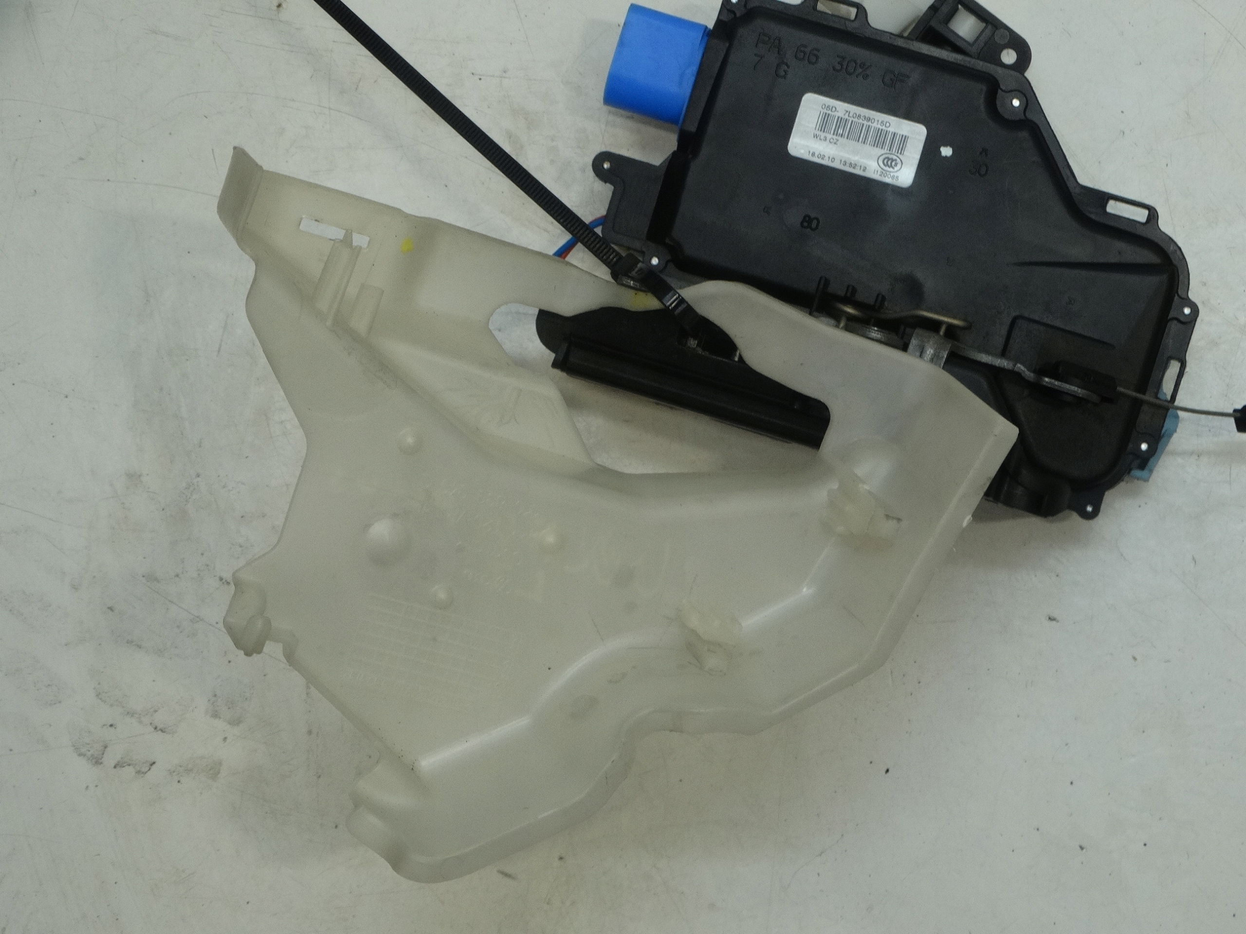 lock door left rear part VOLKSWAGEN GOLF VI plus 7L0839015D 7PIN