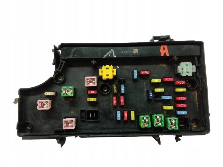 SKRZYNKA BEZPIECZNIKÓW P04692207AD Dodge Caliber I (2006-2011)