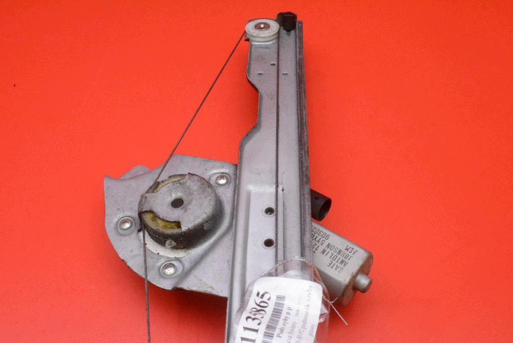 fensterhebermotor rechts vorne EU 8200733828 DACIA SANDERO 1 und 08-12