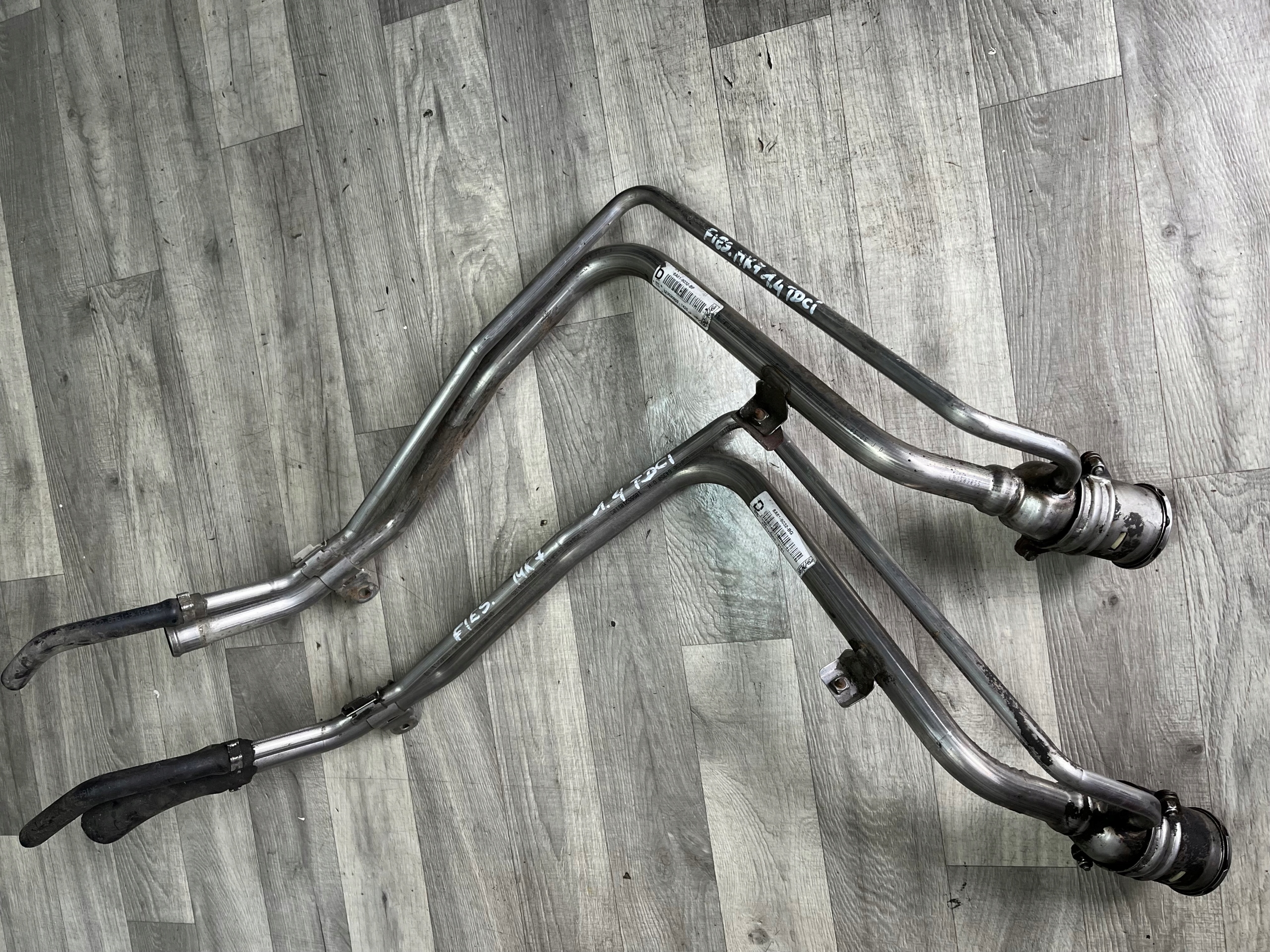 FORD FIESTA MK7 1.4 TDCI WLEW PALIWA RURA Numer katalogowy części 9A61-9032-BA