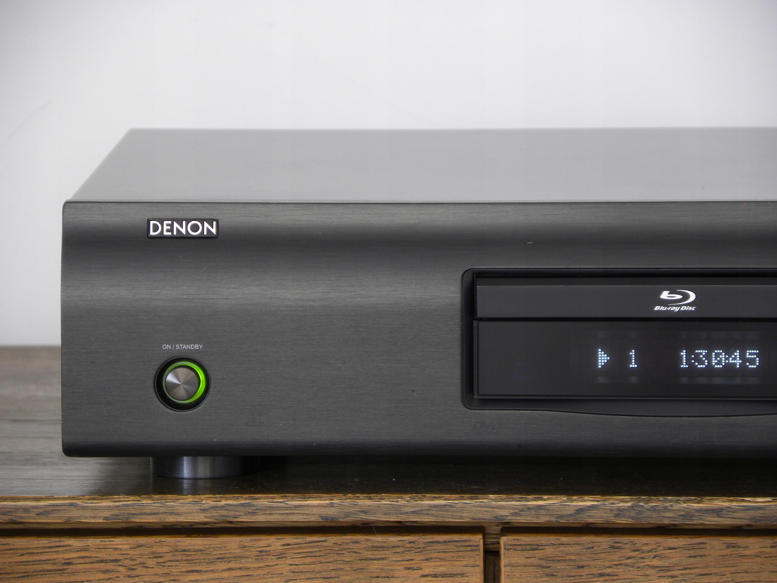 DENON DBP-2010 czarny – solidny odtwarzacz blu-ray/DVD/CD Model DBP-2010