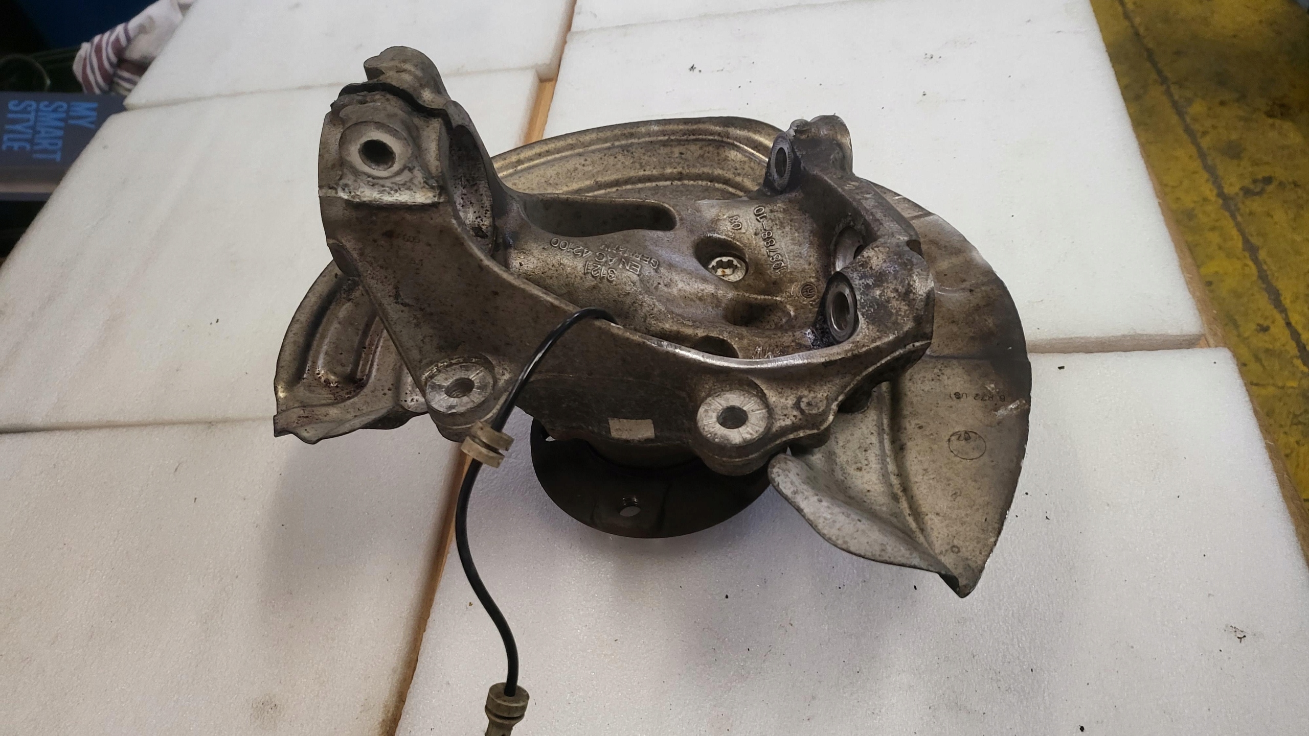 swing front left BMW 330 D F30 F31 2017 6792287