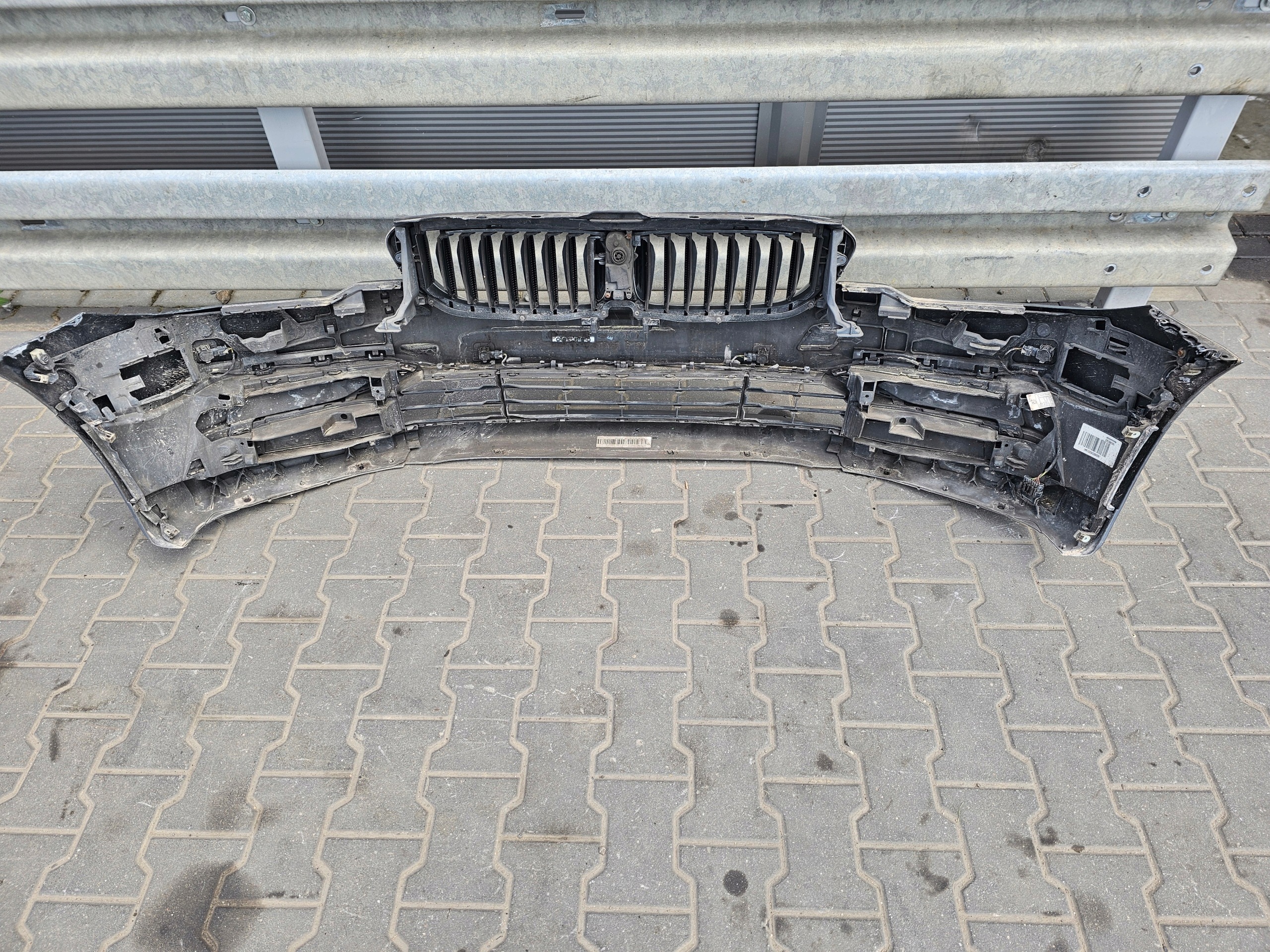 BMW 5 G30 G31 bumper front complete 4 PDC BLUESTONE METALLIC (C2Y)