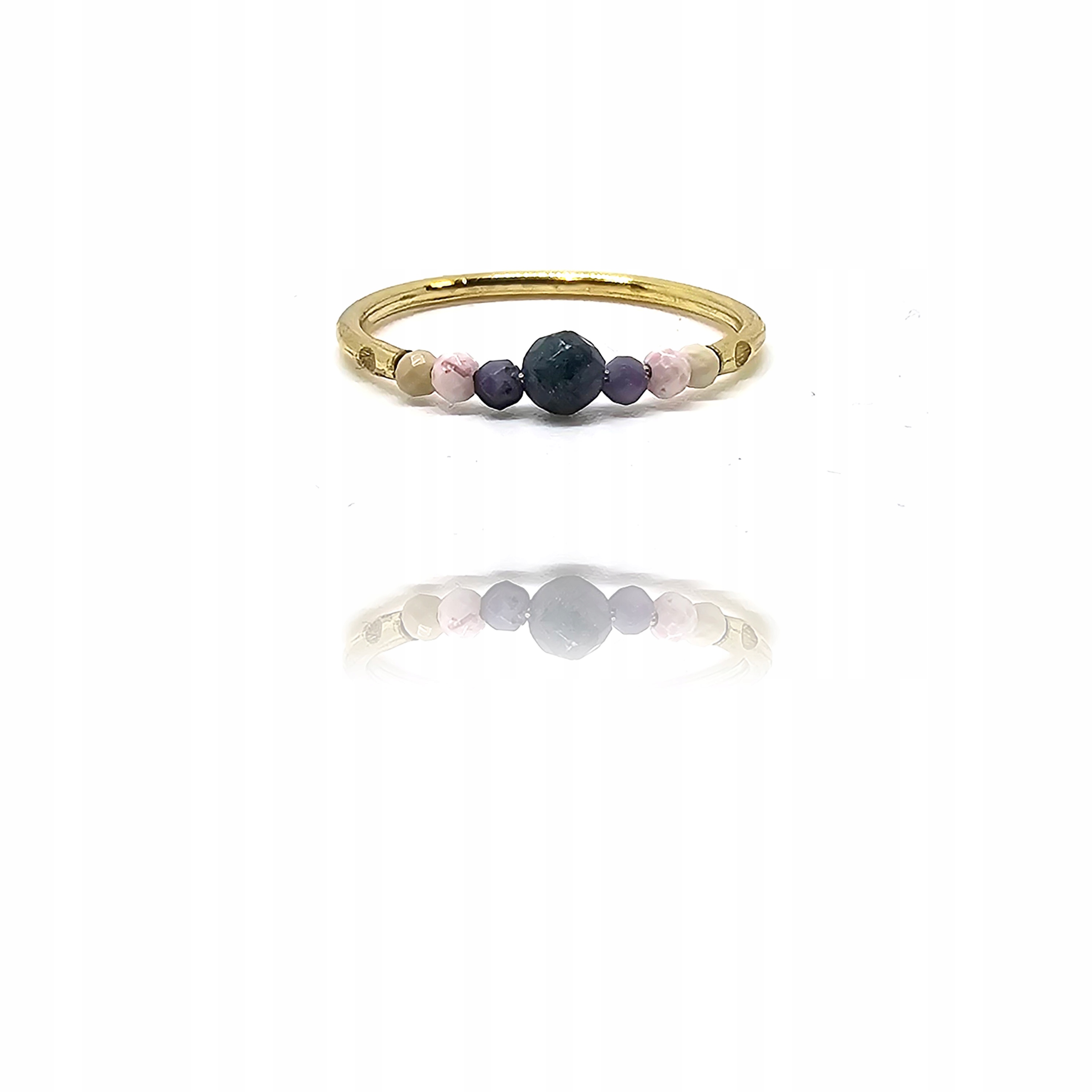 Zlatý prstýnek s přírodním opálem a safíry, safíry, zlato 585