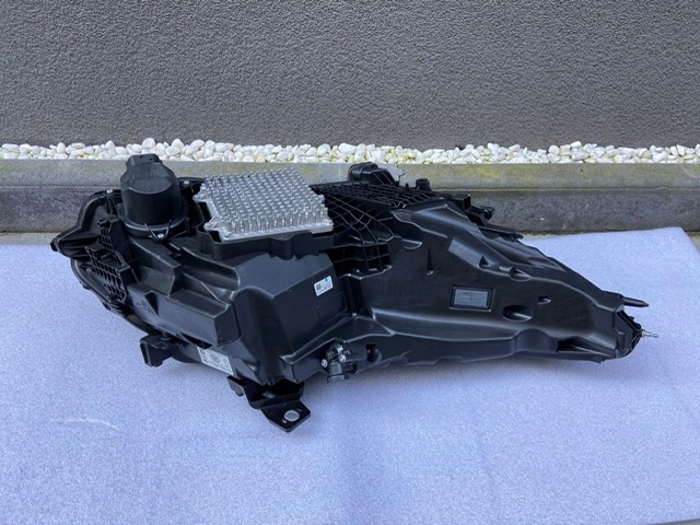 light left Range Rover Sport 2023- Full Led Laser
