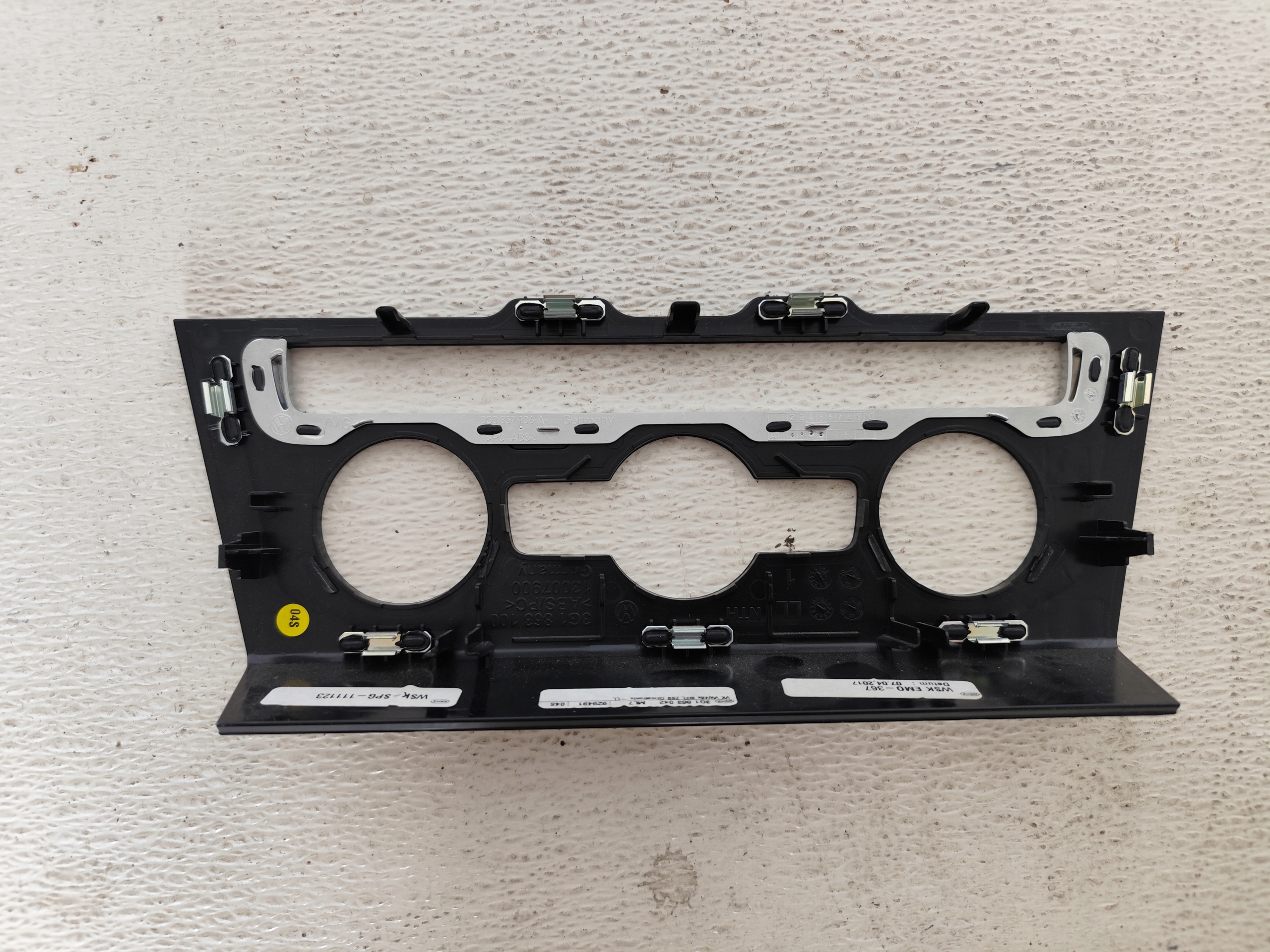 VOLKSWAGEN PASSAT B8 2017 PANEL RÁM klimatizaci 3G1863042