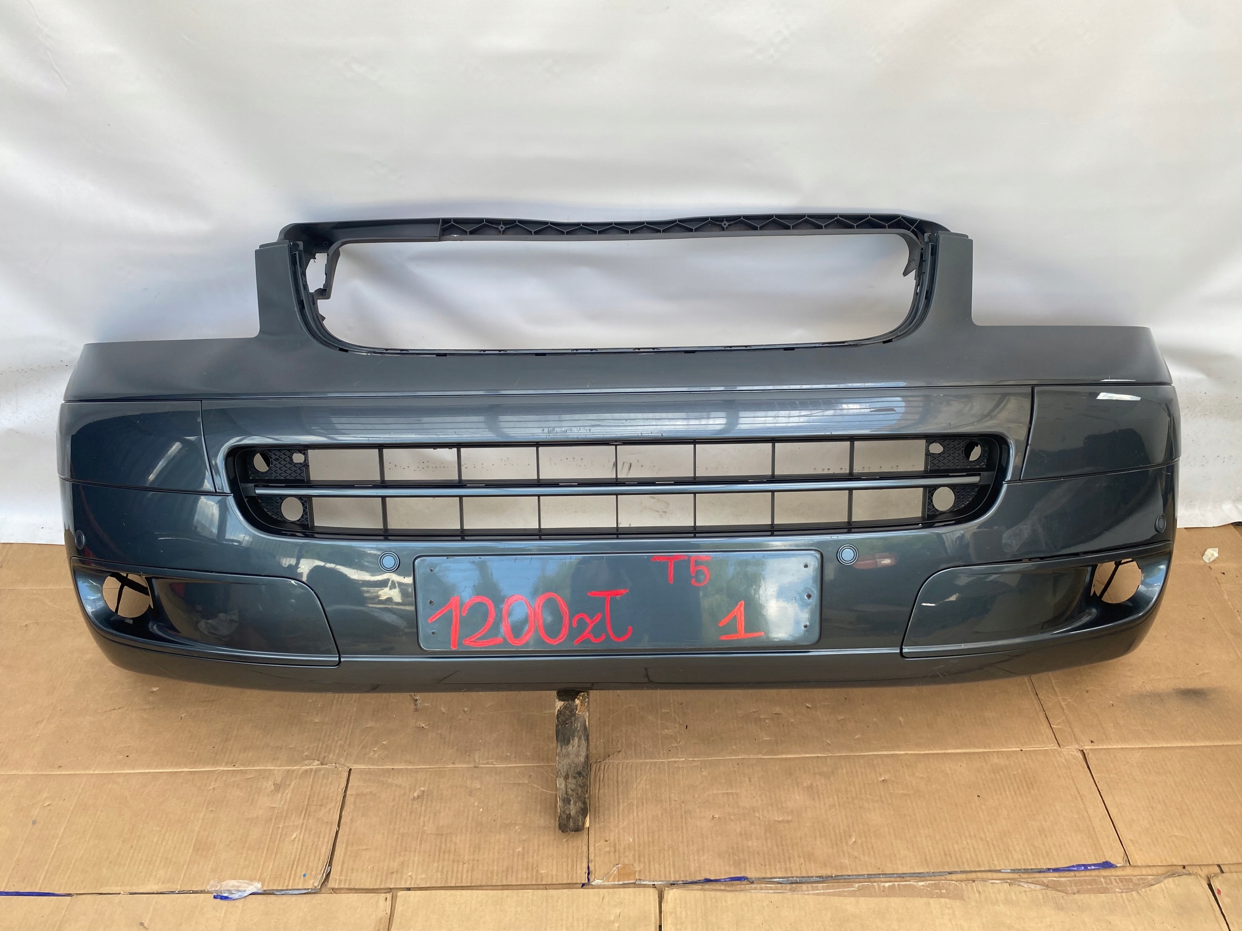 VW T5 MULTIVAN CARAVELLE front bumper PDC sensors front complete LD7U