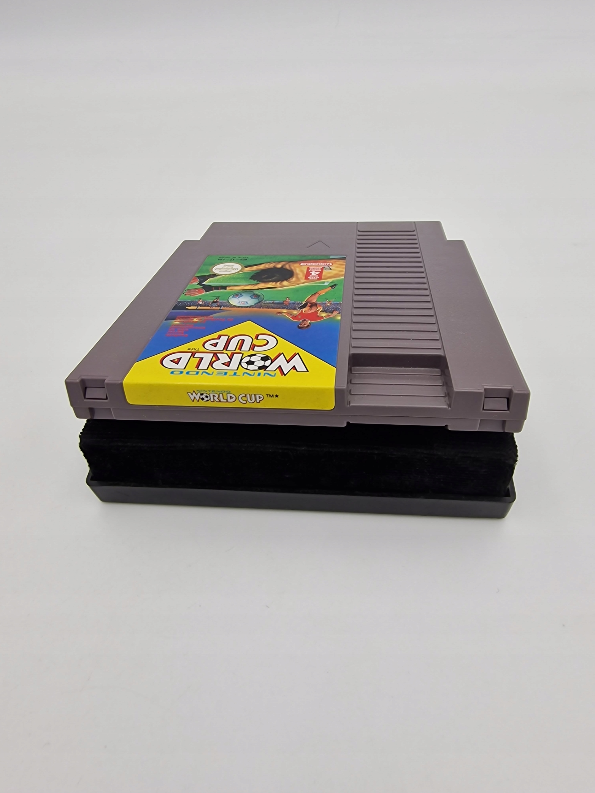 NINTENDO NES NINTENDO WORLD CUP Producent Nintendo