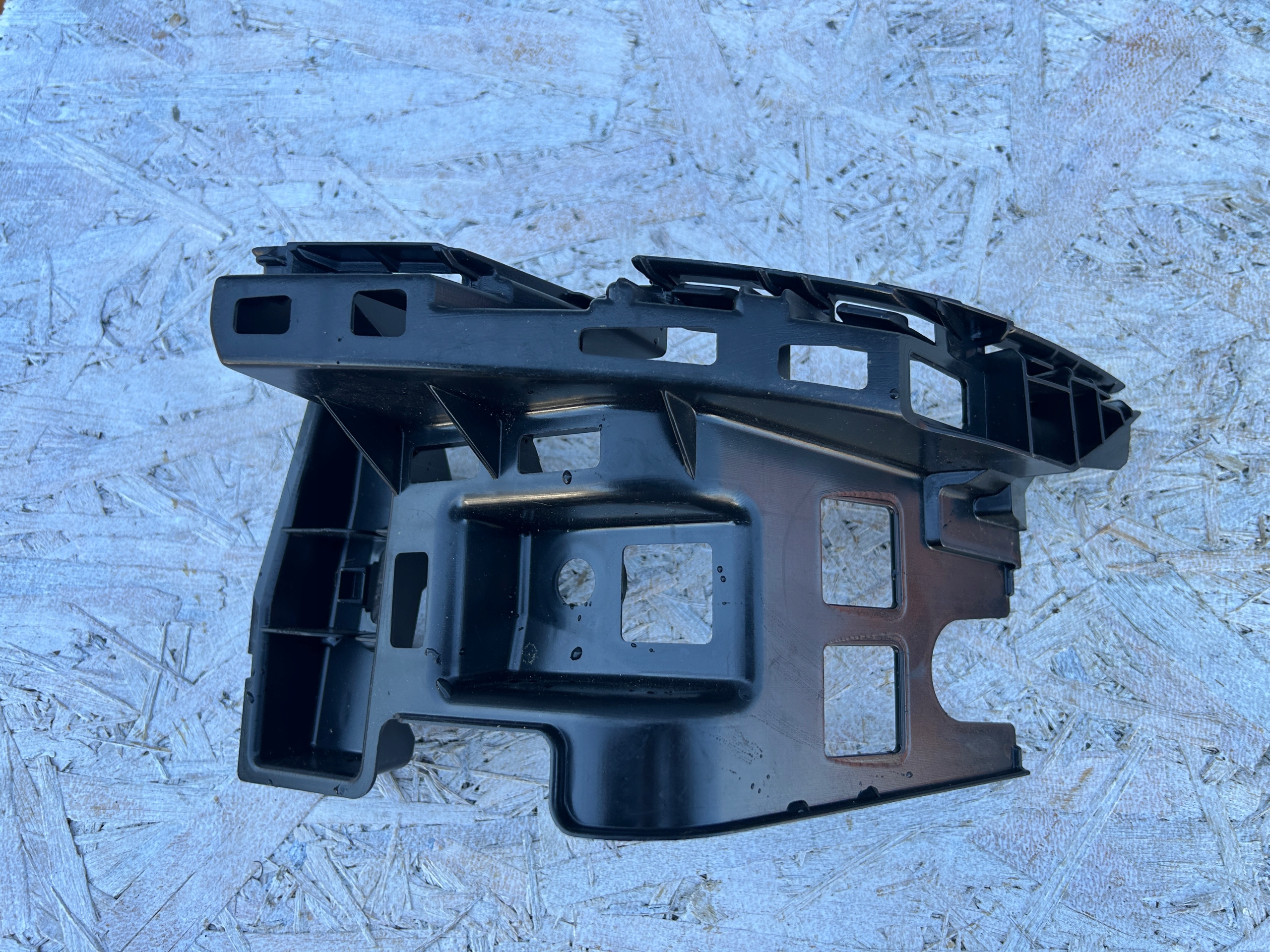 bumper bracket right rear part VW TOURAN II 5TA 5TA807454