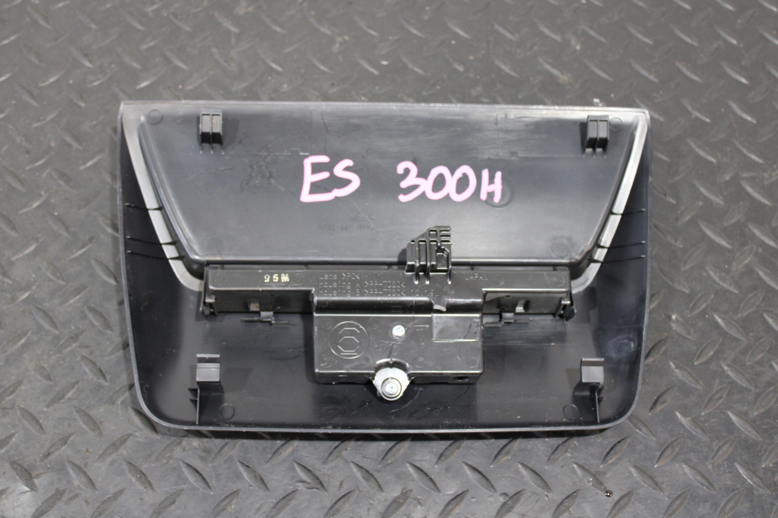 TRZECIE light STOP LEXUS ES 300H ES300H VII 7