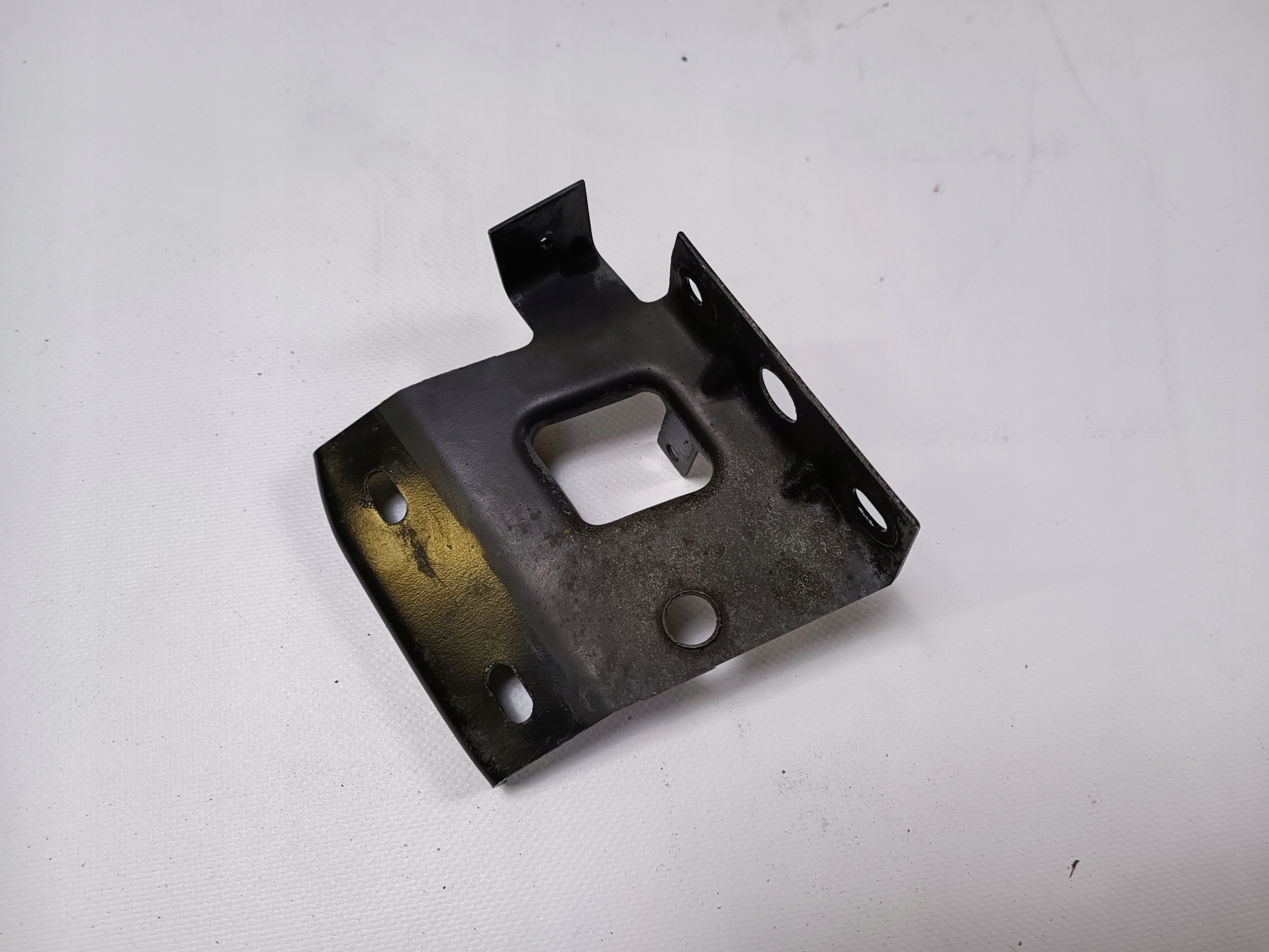 Consolle staffa parafango Destra posteriore Corvette C5
