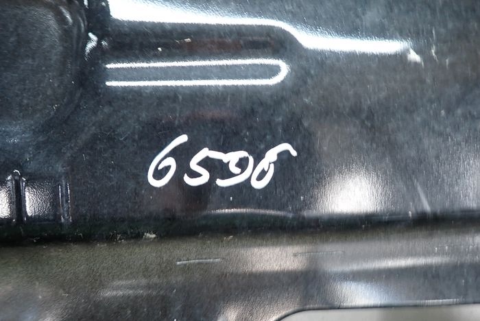 AUDI Q2 door right front front
