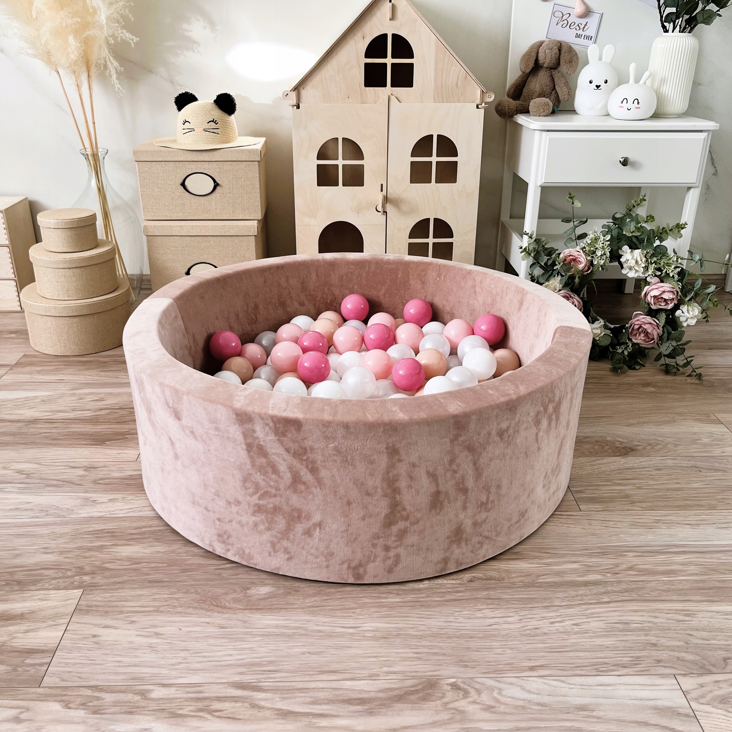 Suchy basen z kulkami Velvet 30x90 Beżowy 200piłek Wiek dziecka 6 m +