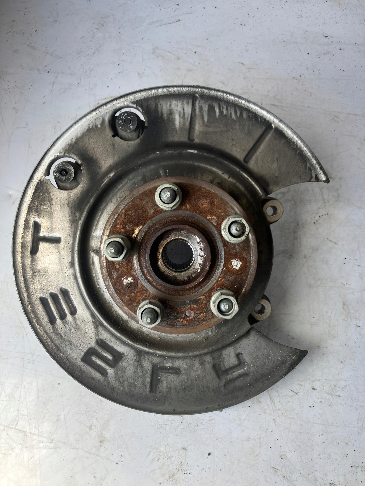 поворотный кулак, цапфа зад tesla MODEL S 1072160-00