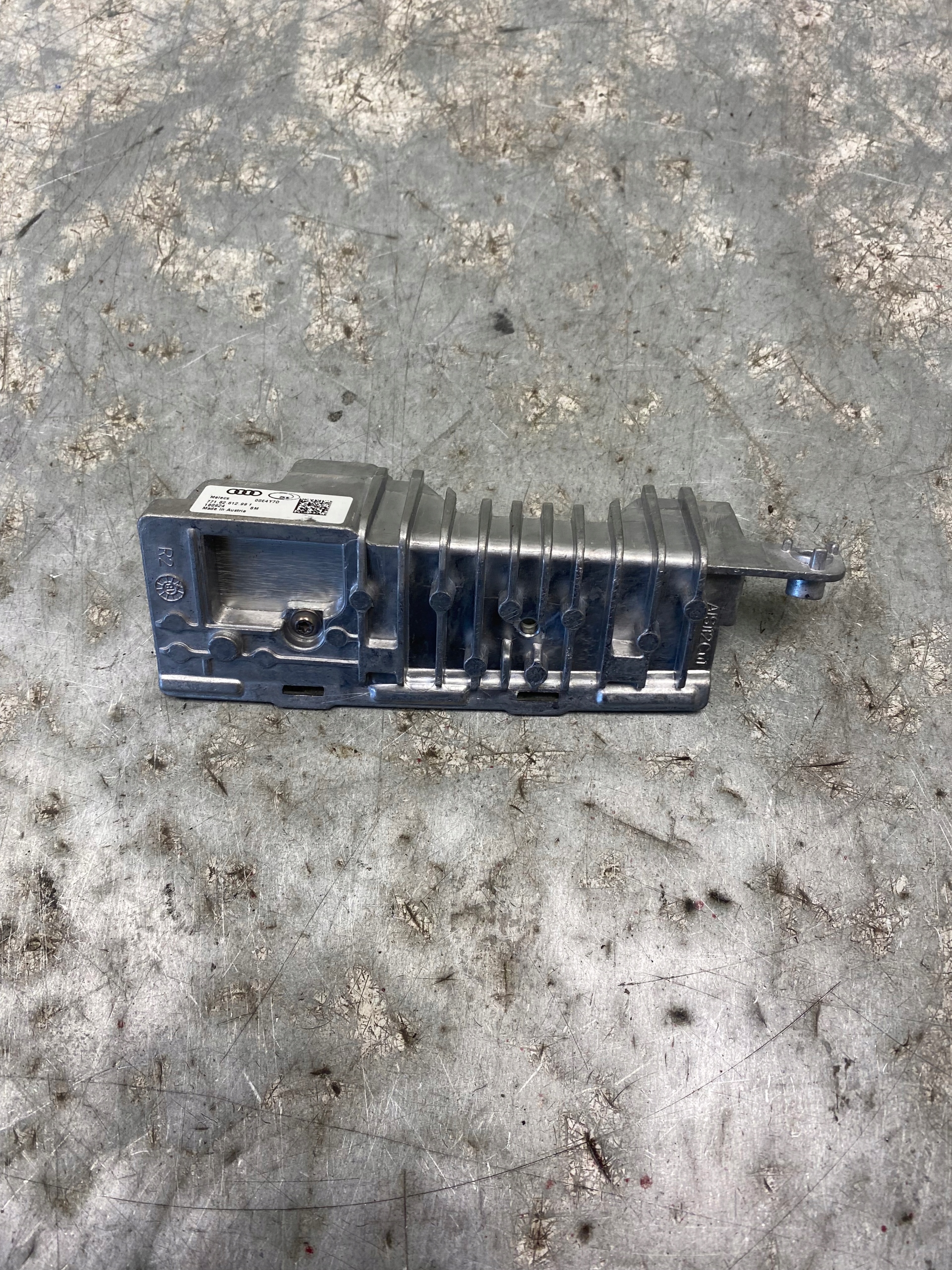 AUDI Q7 4M JEZ resistor, rheostat, regulator module LED MATRIX lights front