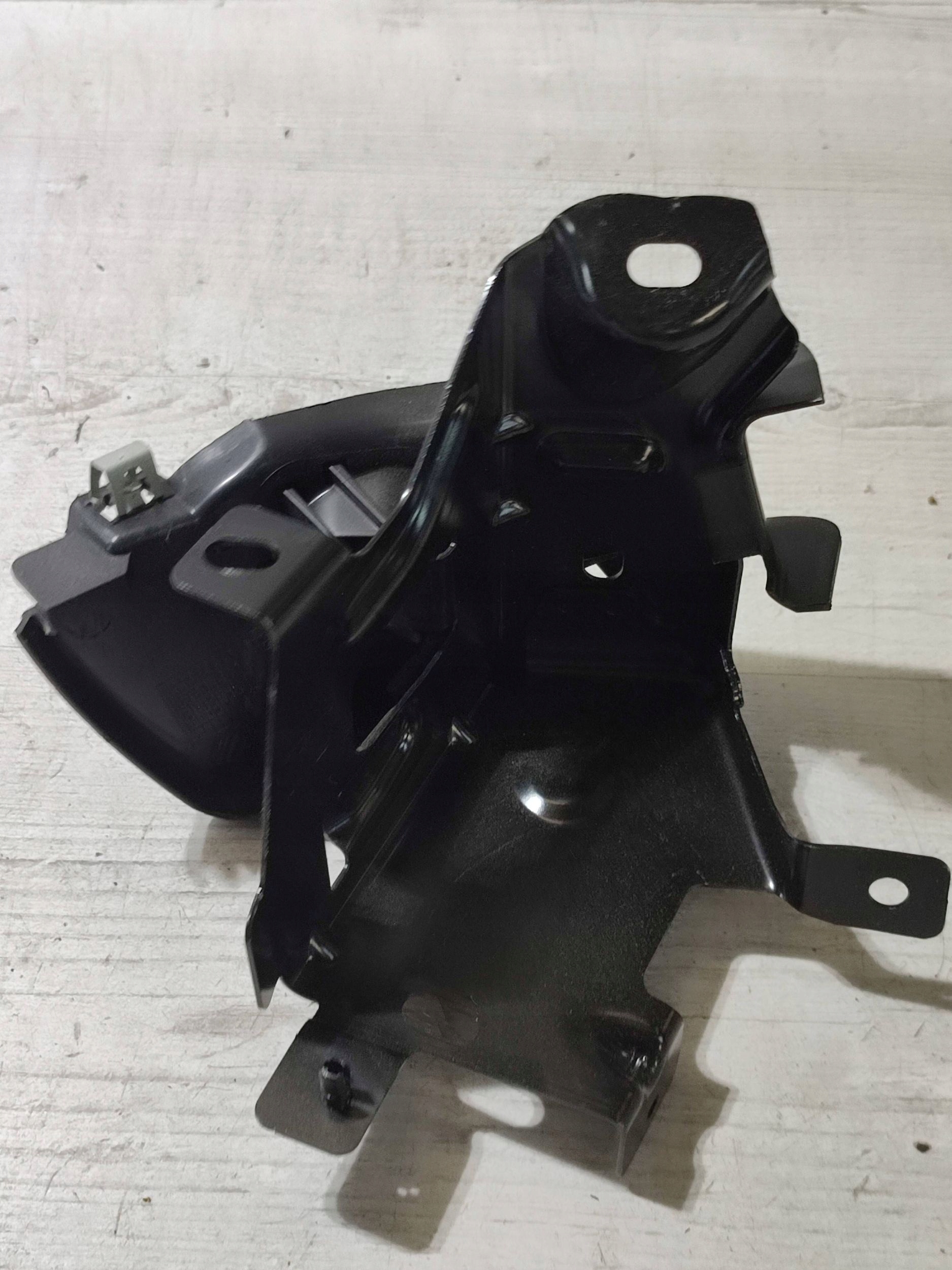 Mercedes-Benz GLK (X204) 2013 rear part side left hook / bracket boot