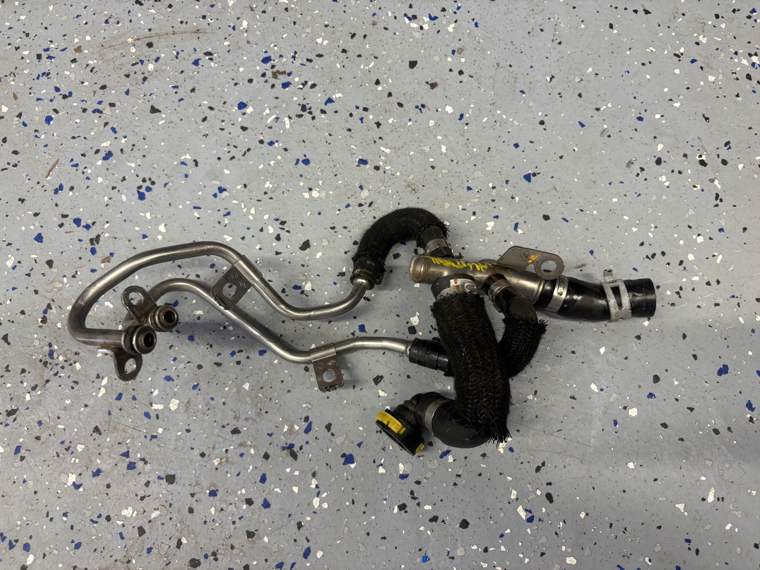 RENAULT AUSTRAL 1,2 E-TECH prijenos vode 559326R