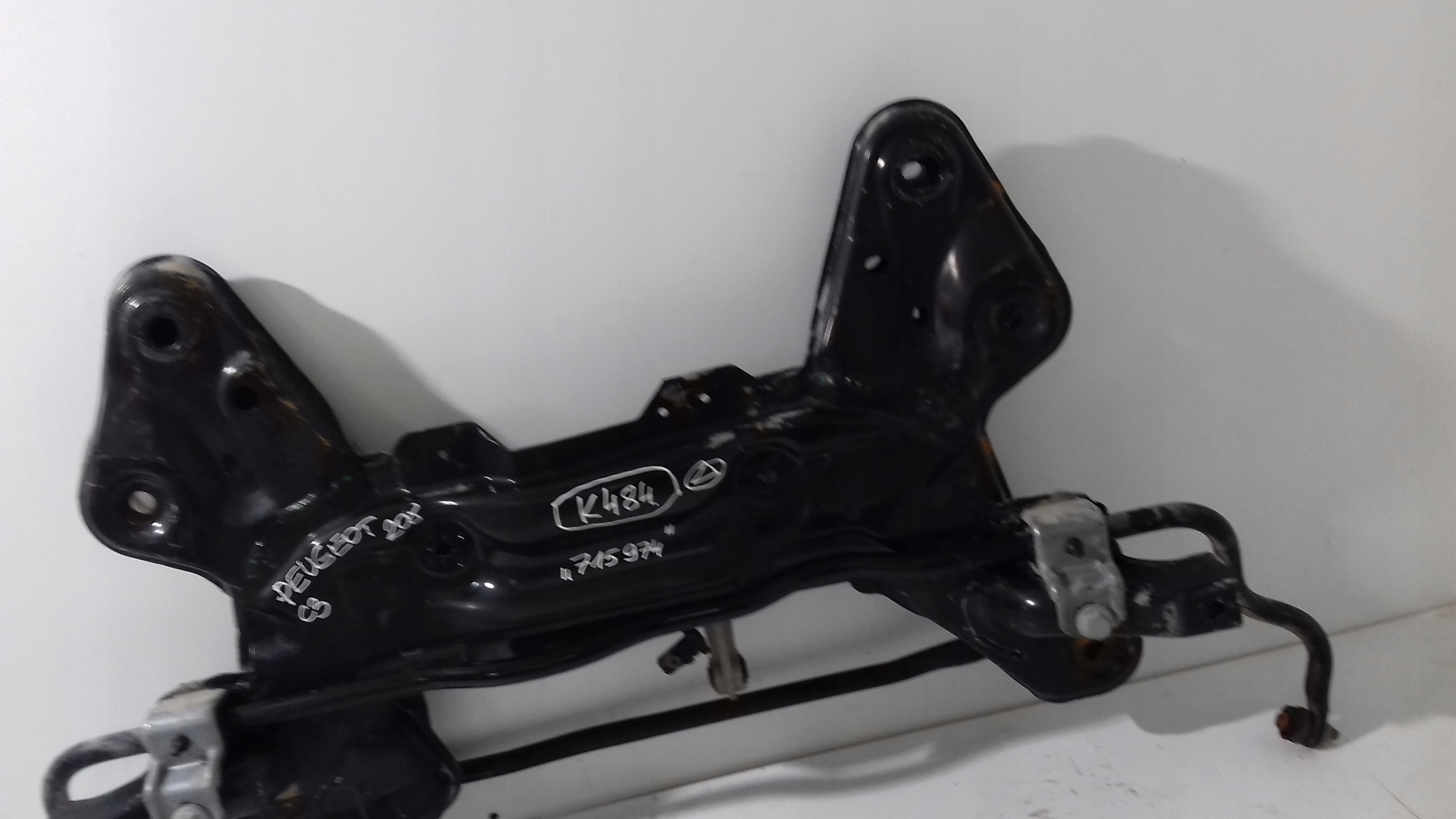 axle beam front PEUGEOT 208 and CITROEN C3 subframe front 715974