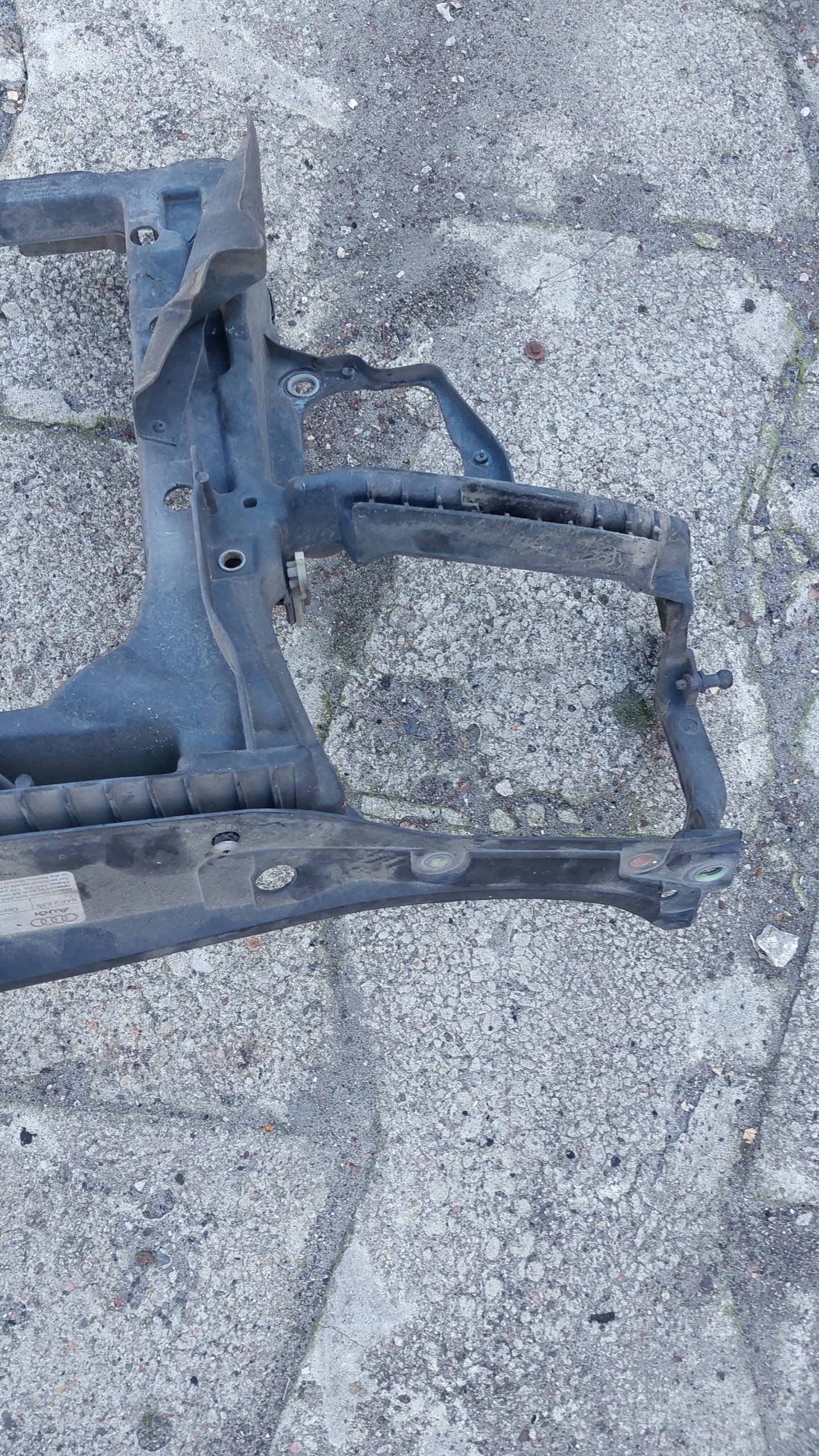 pillar iron support panel for radiators AUDI A3 8L 96-03 R. 8L0805594