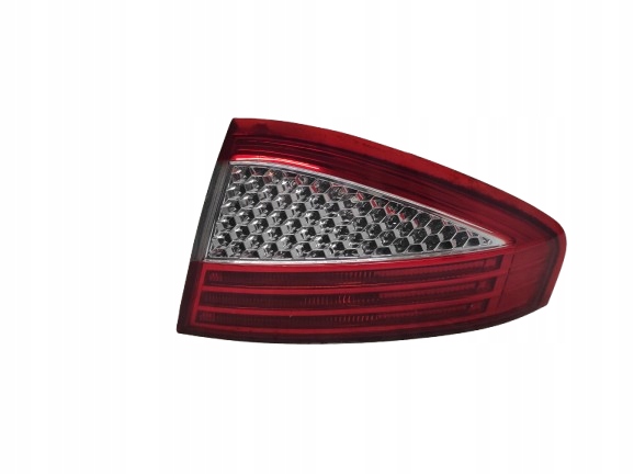 FORD MONDEO MK4 07-10 HB LAMPA PRAWA TYŁ