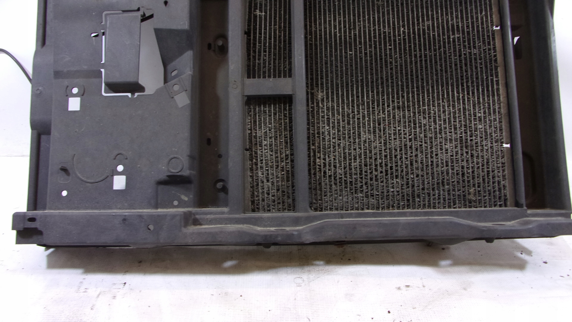 support panel for radiators CZOLOWKA PEUGEOT 207 1.4b