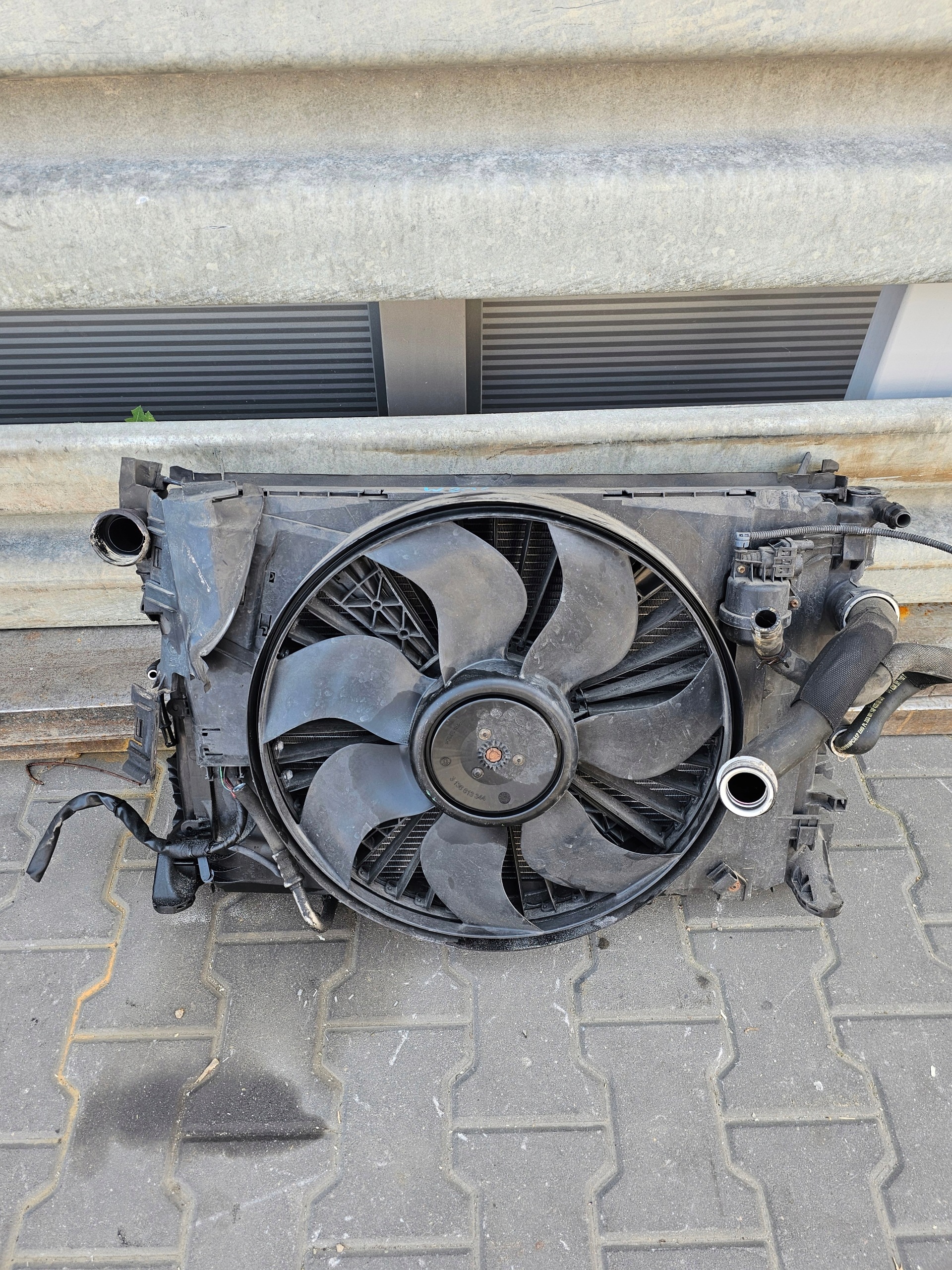 radiator MERCEDES W204 2.2 CDI AUTOMAT