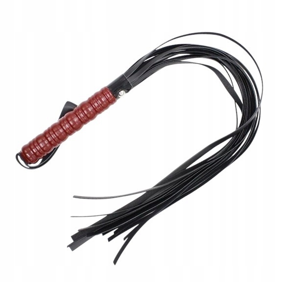 ТВЕРДЫЙ ХЛЫСТ С УДОБНОЙ РУЧКОЙ